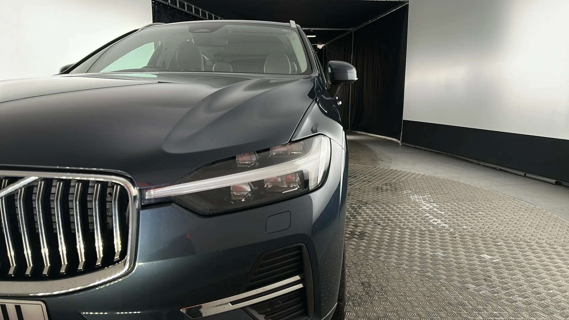 2021 VOLVO XC60 2021 VOLVO XC60