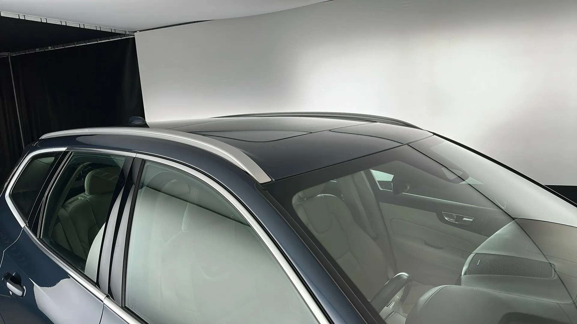 2021 VOLVO XC60 2021 VOLVO XC60