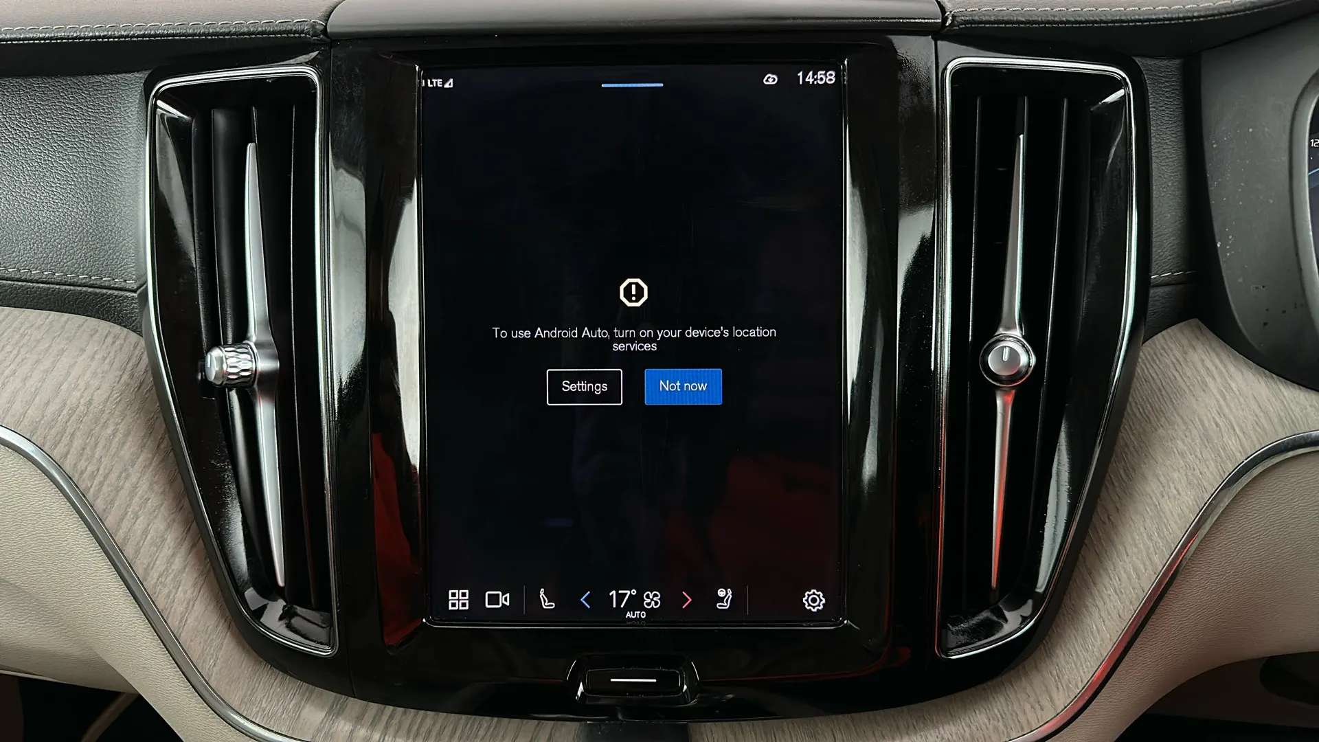 2021 VOLVO XC60 2021 VOLVO XC60