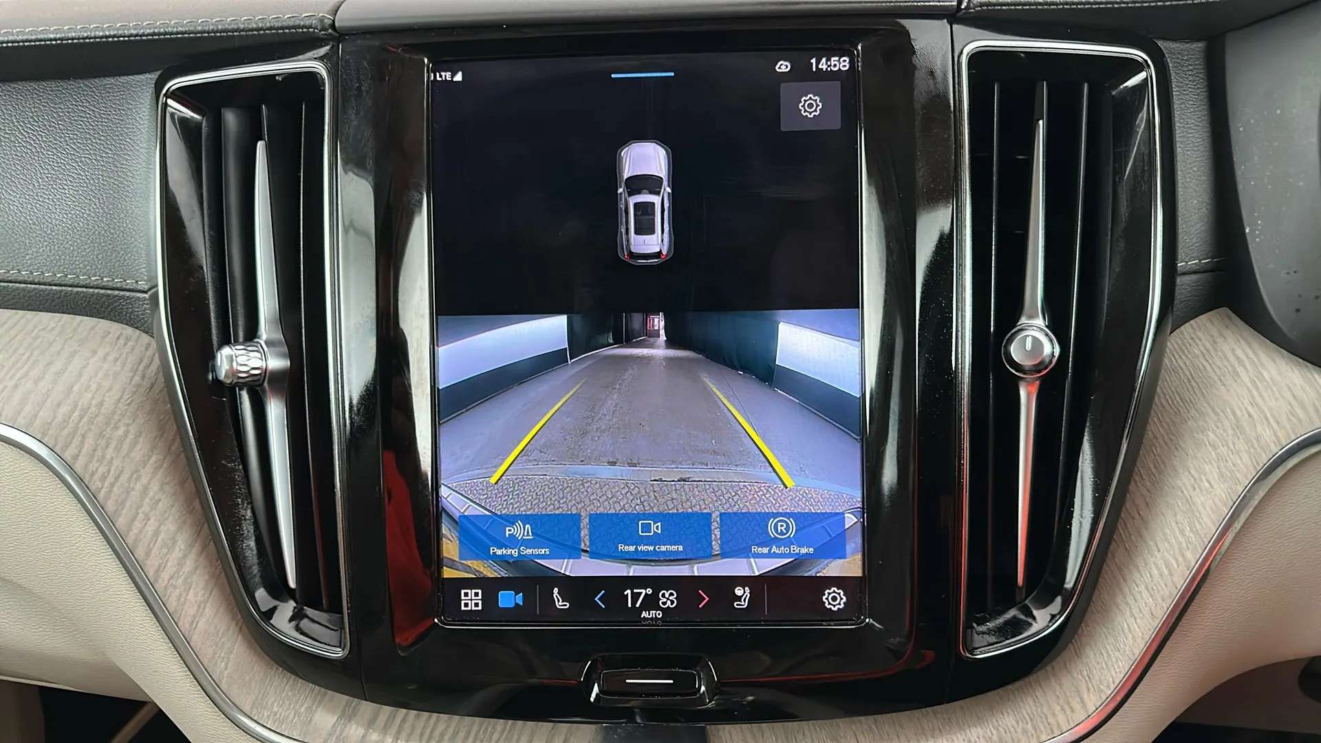 2021 VOLVO XC60 2021 VOLVO XC60