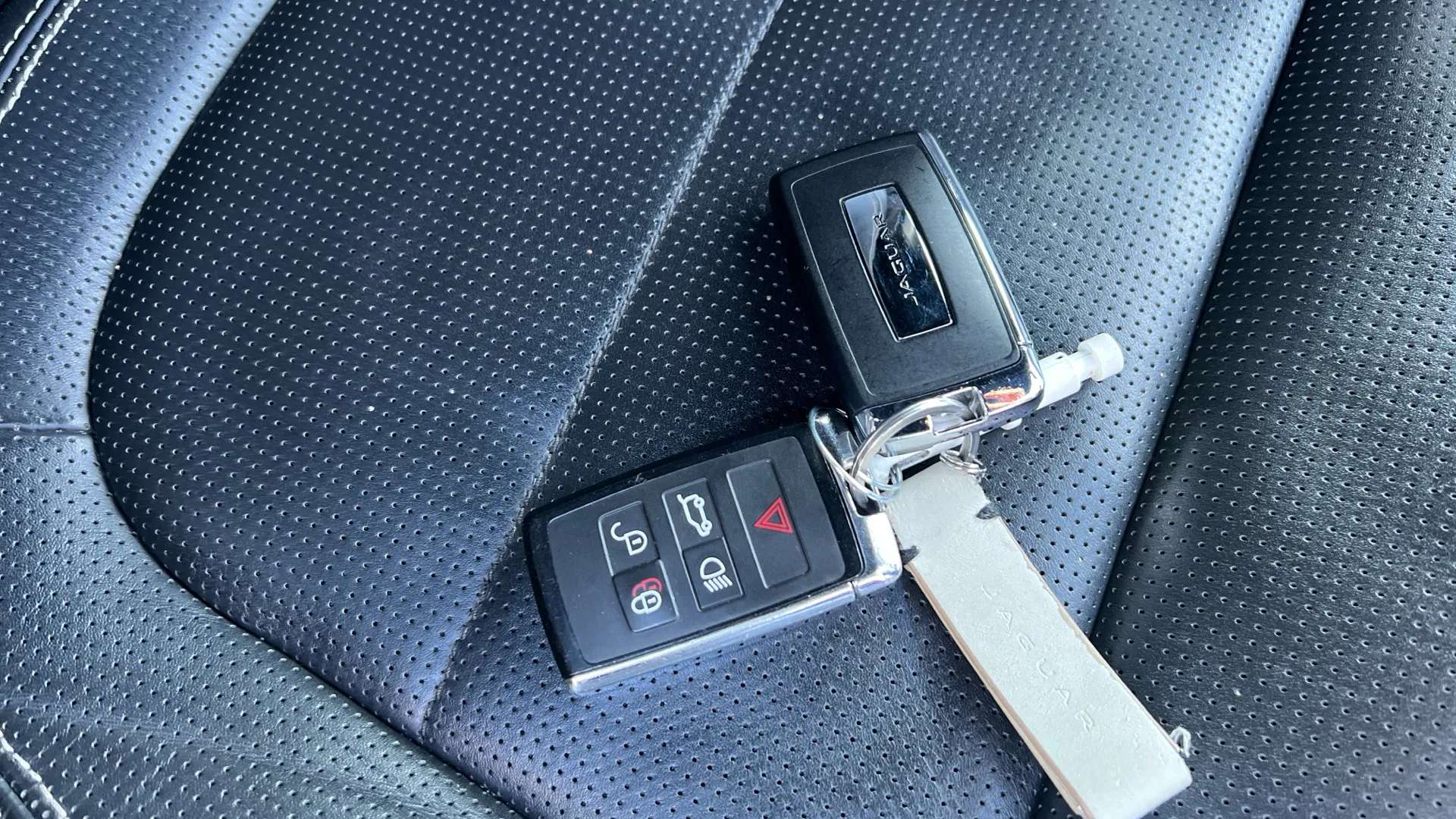 2019 JAGUAR E-PACE 2019 JAGUAR E-PACE