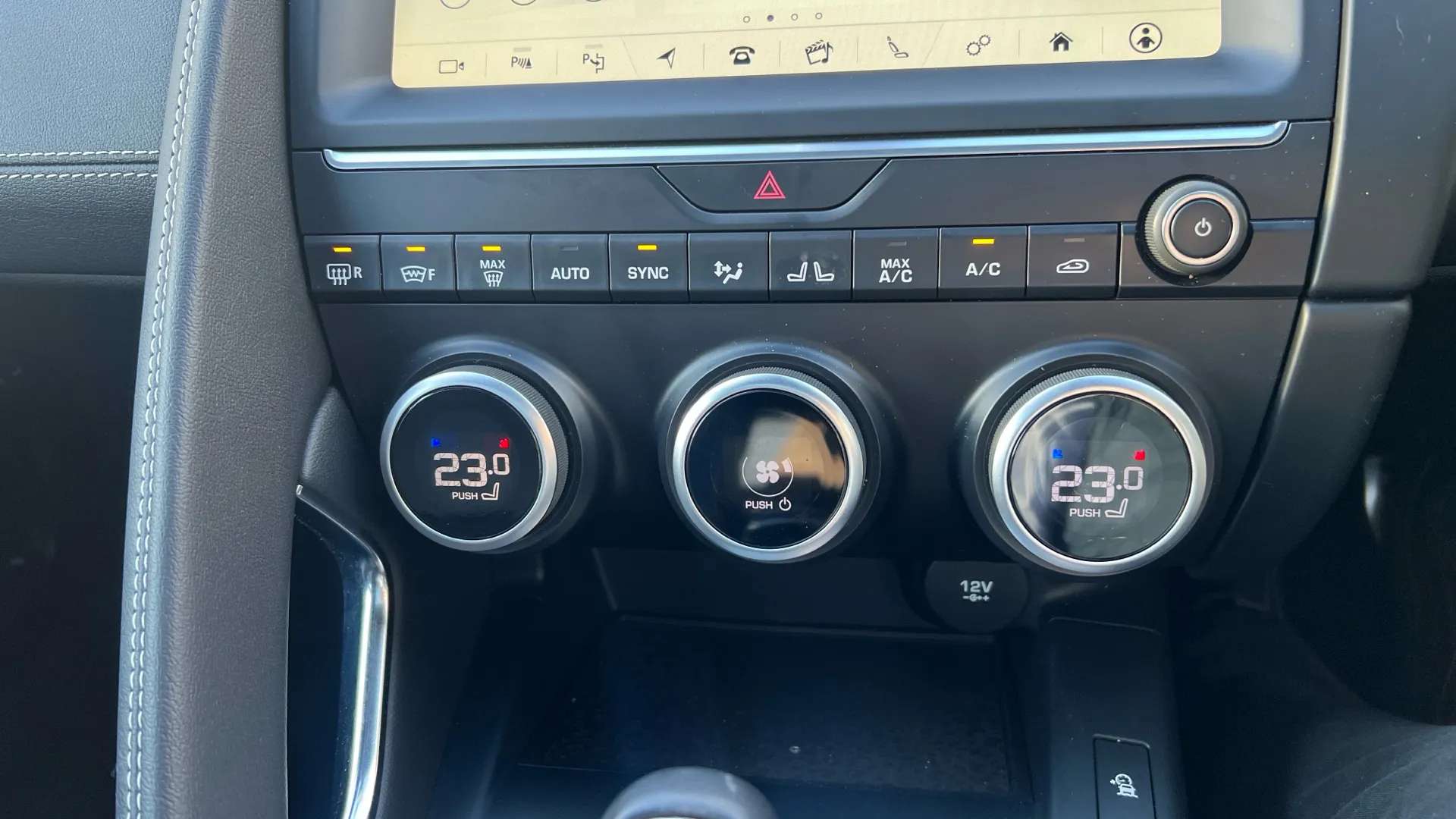 2019 JAGUAR E-PACE 2019 JAGUAR E-PACE