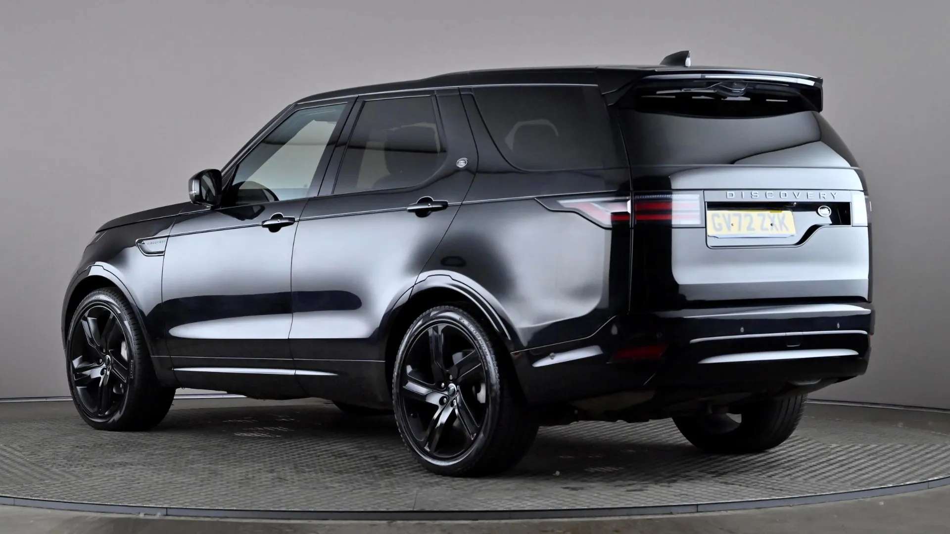 A 2023 LAND ROVER DISCOVERY 3.0 D300 R-Dynamic HSE Auto A 2023 LAND ROVER DISCOVERY 3.0 D300 R-Dynamic HSE Auto