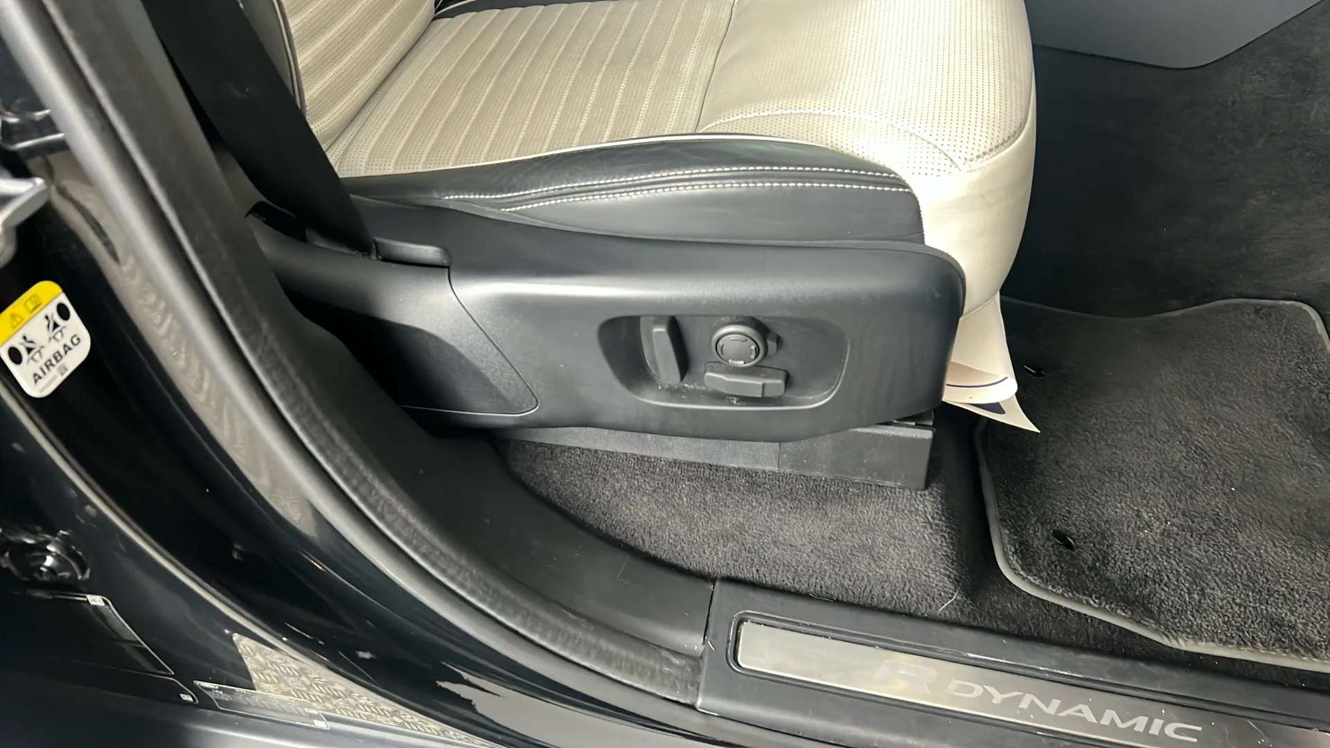 2023 LAND ROVER DISCOVERY 2023 LAND ROVER DISCOVERY