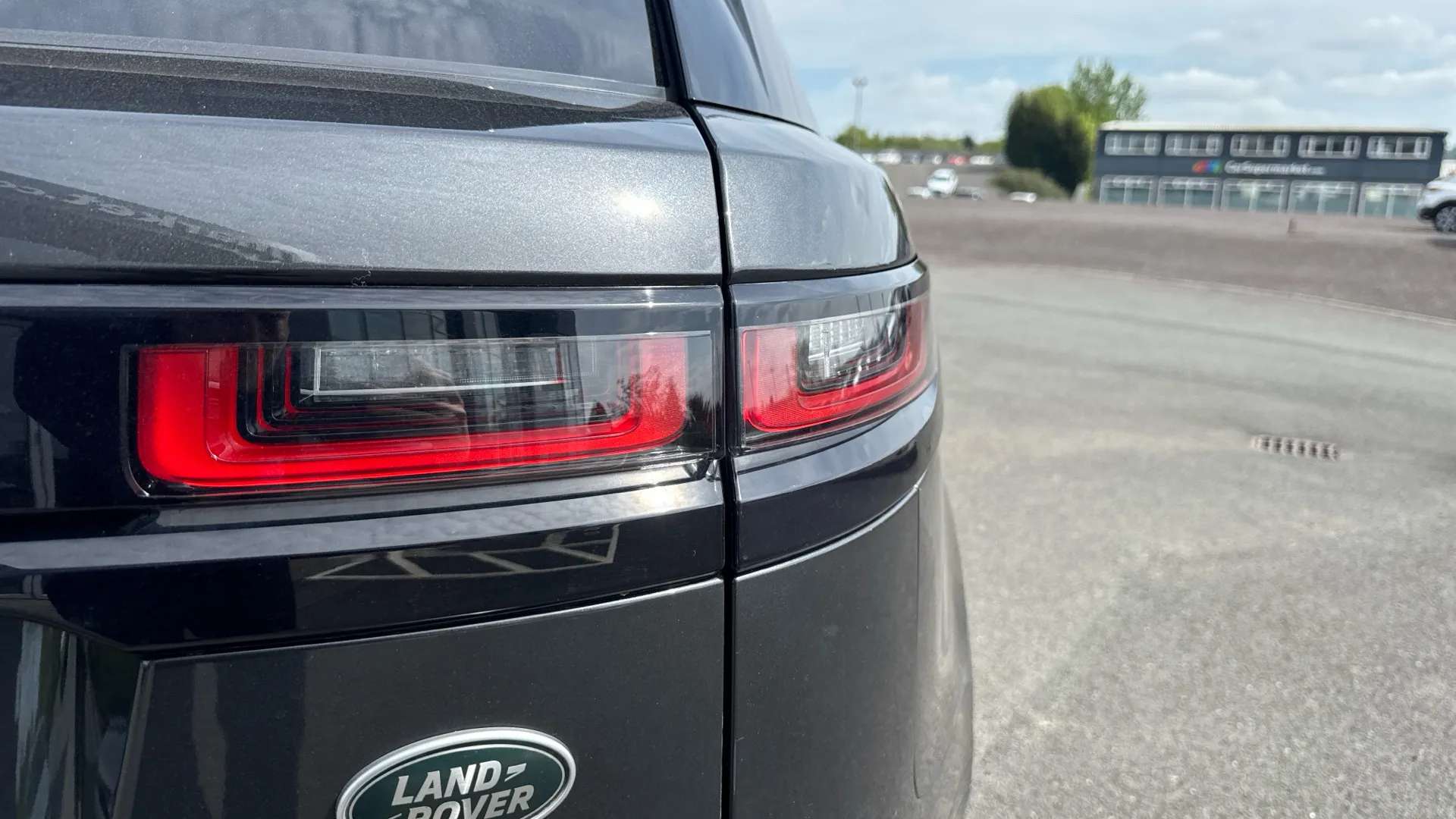 2020 LAND ROVER RANGE ROVER VELAR 2020 LAND ROVER RANGE ROVER VELAR