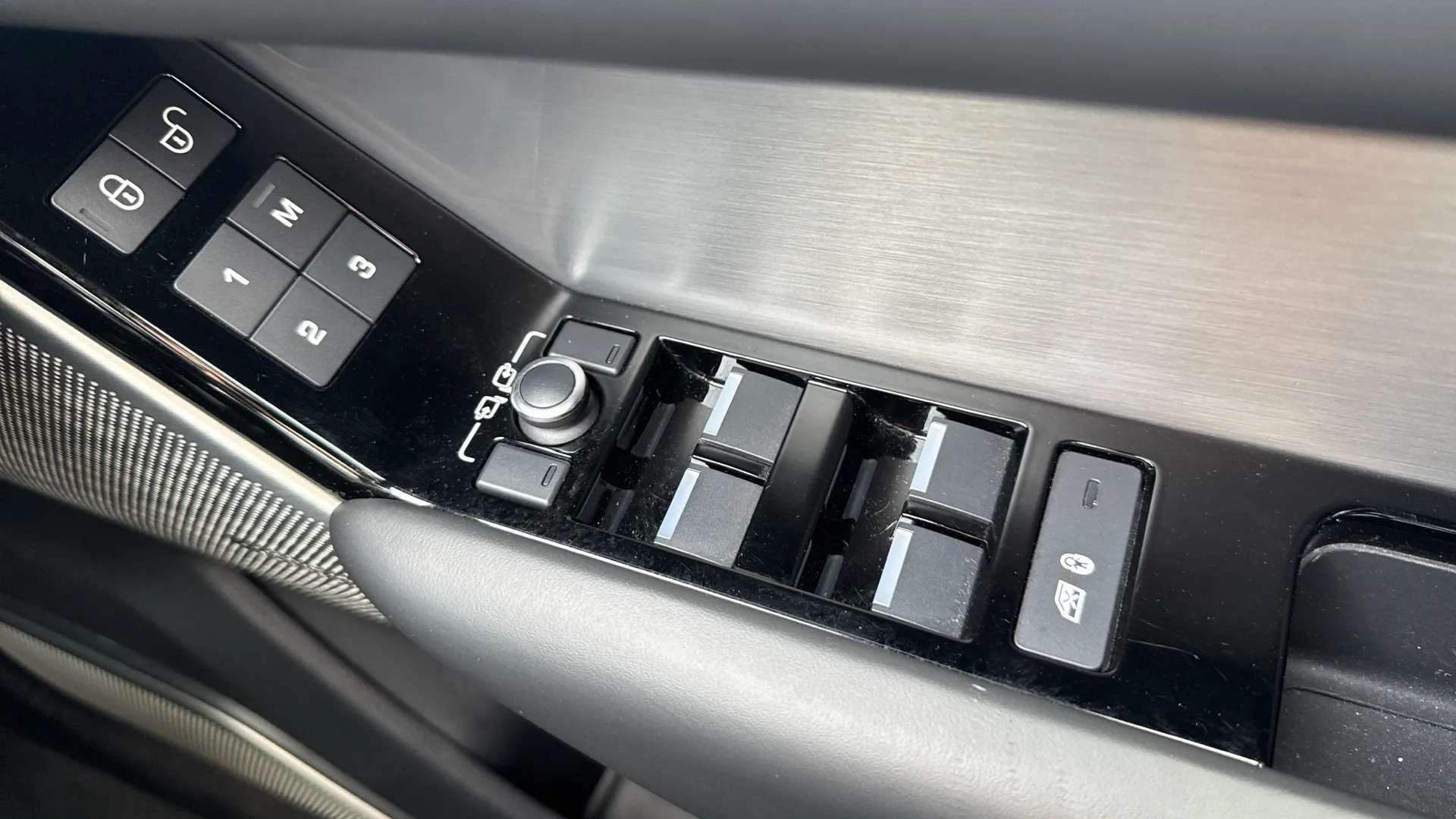 2020 LAND ROVER RANGE ROVER VELAR 2020 LAND ROVER RANGE ROVER VELAR