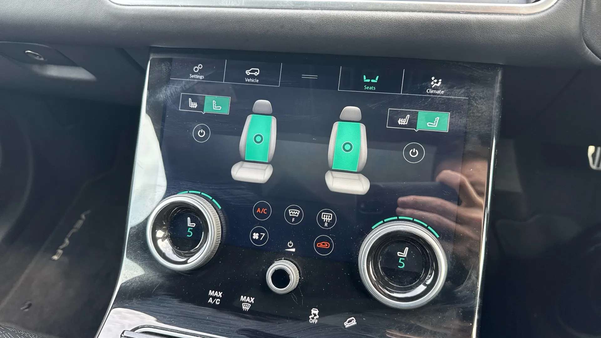 2020 LAND ROVER RANGE ROVER VELAR 2020 LAND ROVER RANGE ROVER VELAR