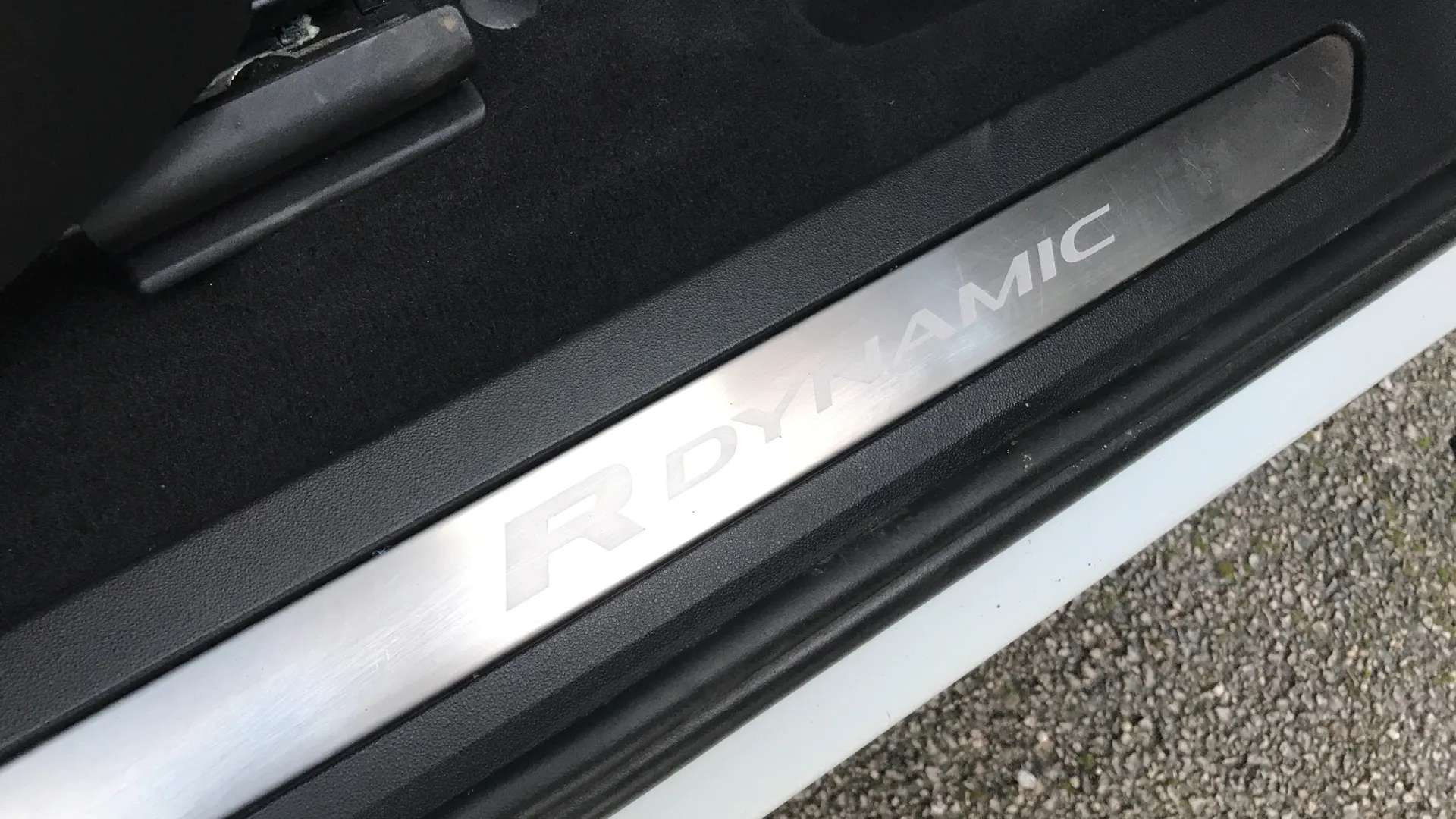 2019 LAND ROVER RANGE ROVER EVOQUE 2019 LAND ROVER RANGE ROVER EVOQUE