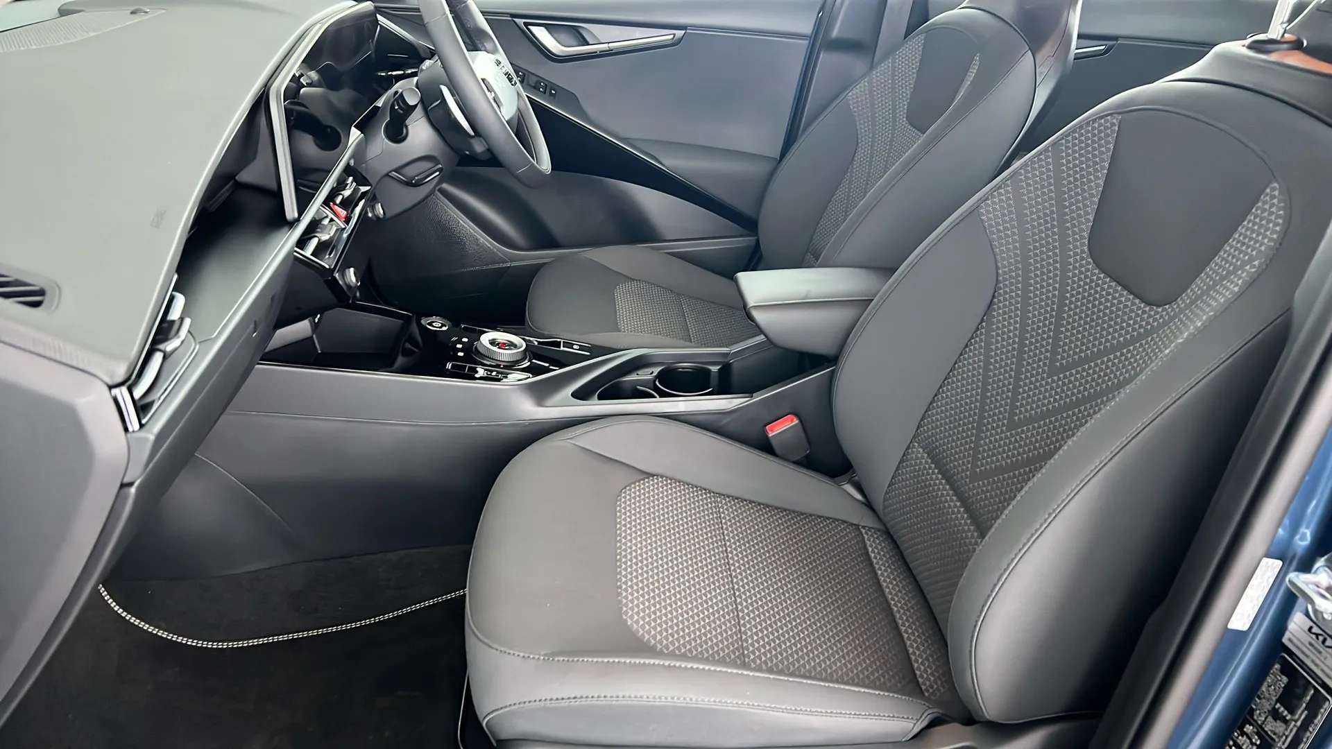 2024 KIA NIRO 2024 KIA NIRO