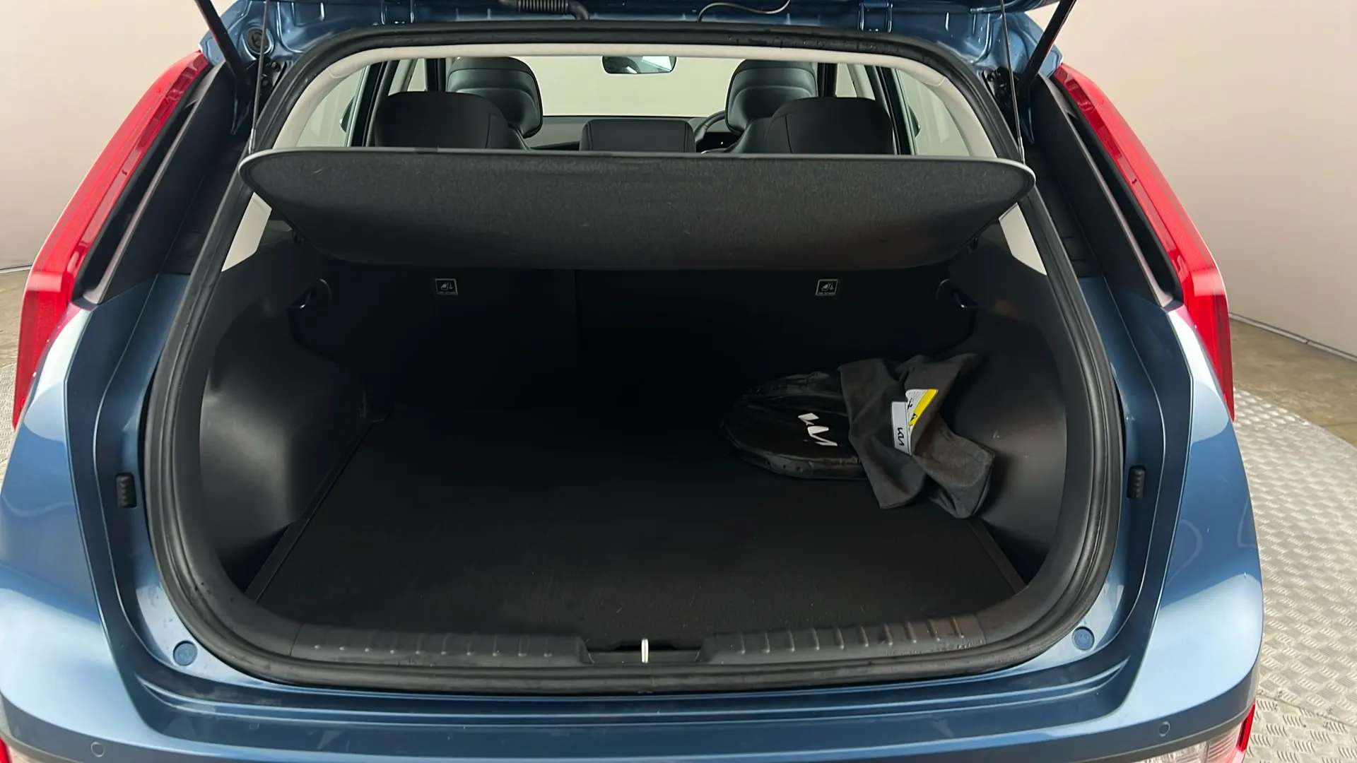 2025 KIA NIRO 2025 KIA NIRO