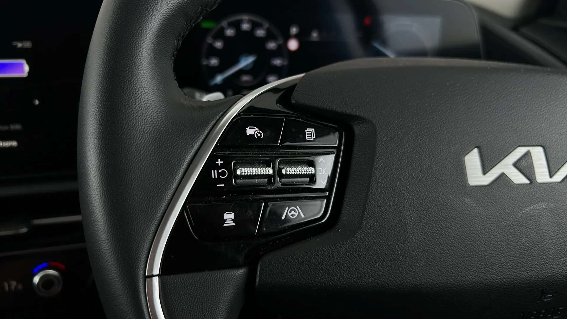 2025 KIA NIRO 2025 KIA NIRO