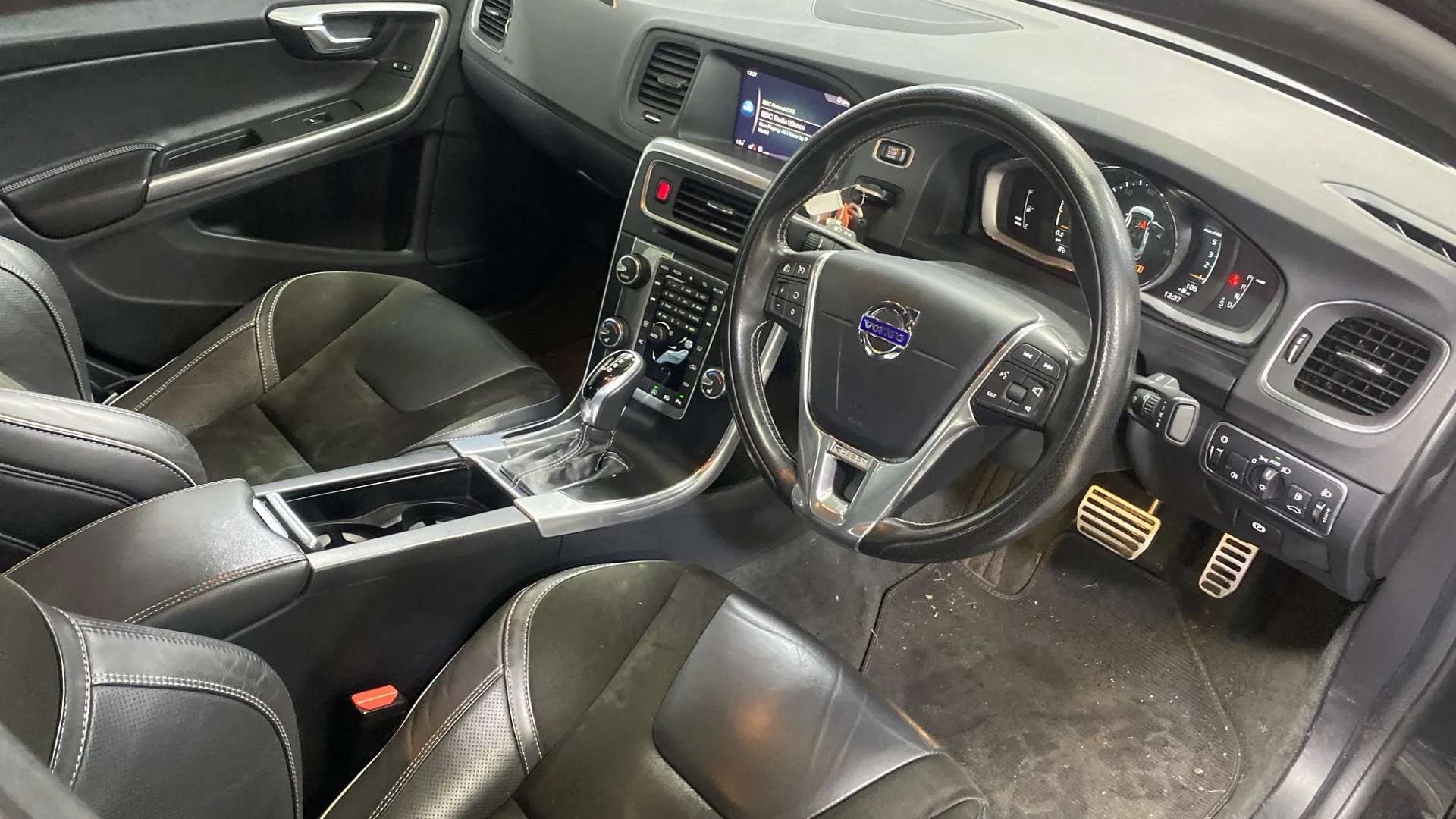 2017 VOLVO S60 2017 VOLVO S60