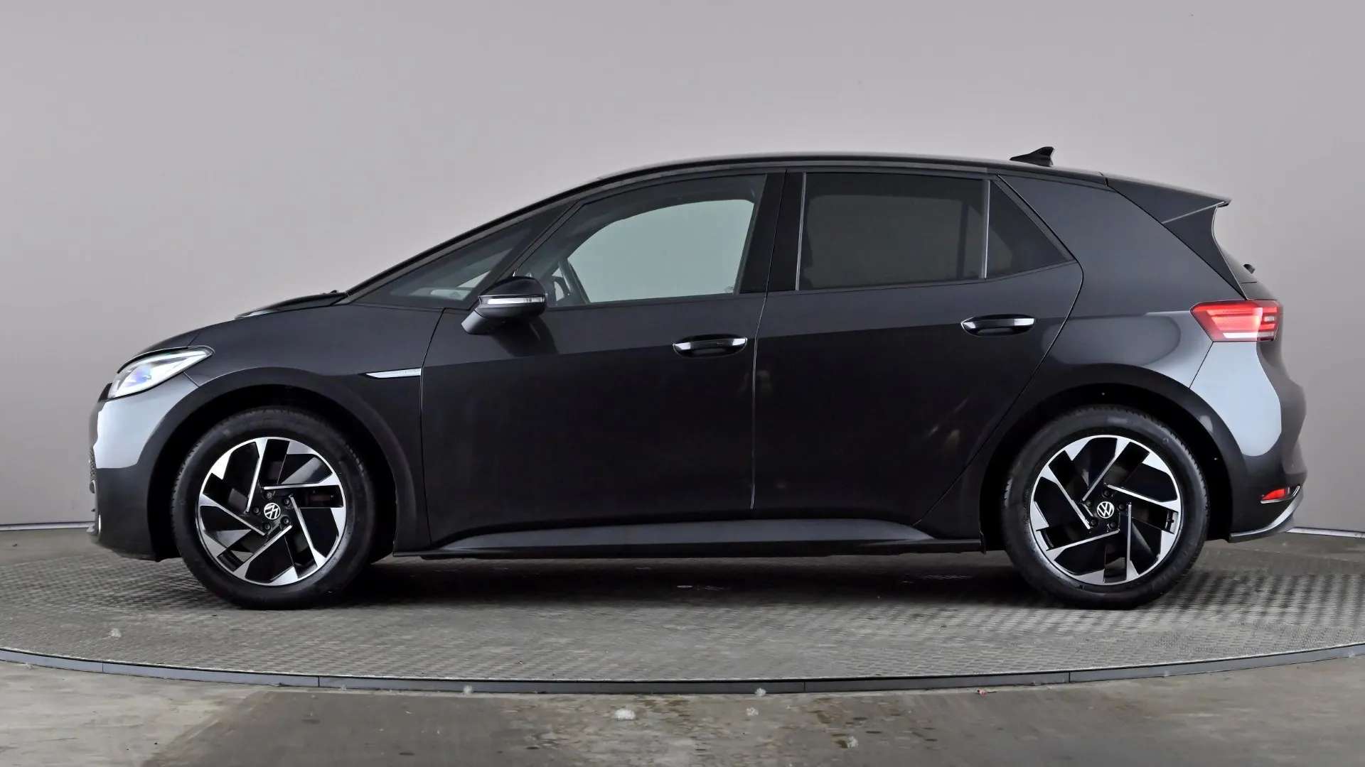 A 2021 VOLKSWAGEN ID.3 110kW Style Pure Performance 45kWh Auto A 2021 VOLKSWAGEN ID.3 110kW Style Pure Performance 45kWh Auto