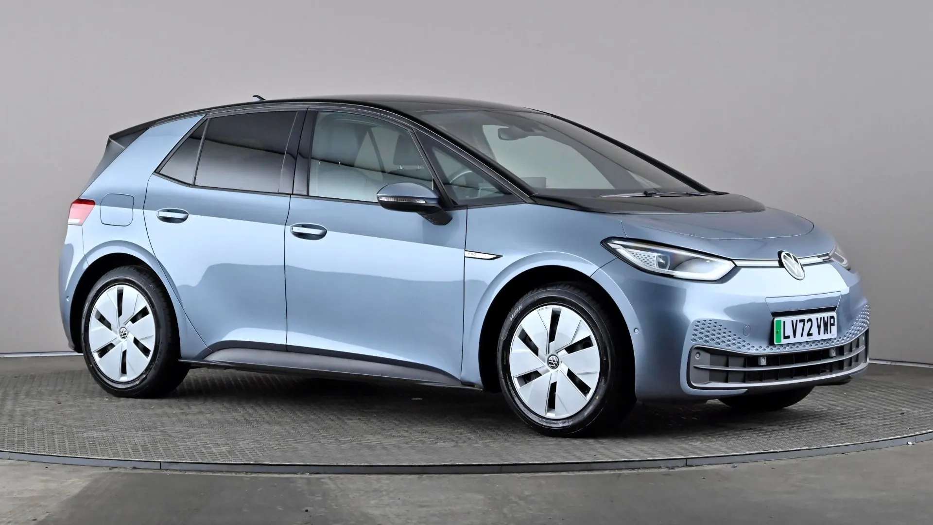 A 2023 VOLKSWAGEN ID.3 150kW Family Pro Performance 58kWh Auto A 2023 VOLKSWAGEN ID.3 150kW Family Pro Performance 58kWh Auto