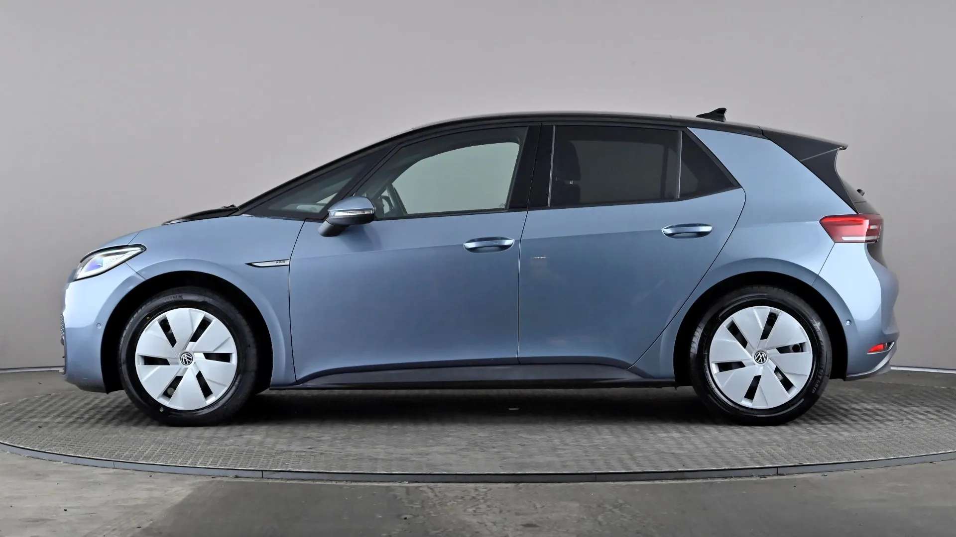 A 2023 VOLKSWAGEN ID.3 150kW Family Pro Performance 58kWh Auto A 2023 VOLKSWAGEN ID.3 150kW Family Pro Performance 58kWh Auto