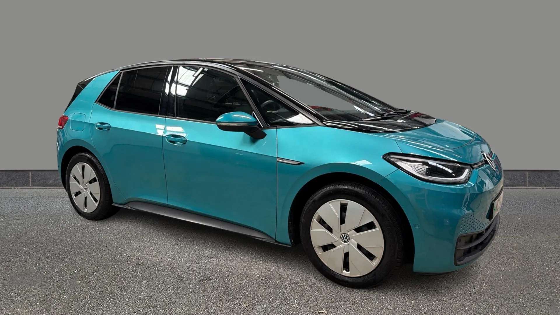 A 2022 VOLKSWAGEN ID.3 150kW Family Pro Performance 58kWh Auto A 2022 VOLKSWAGEN ID.3 150kW Family Pro Performance 58kWh Auto