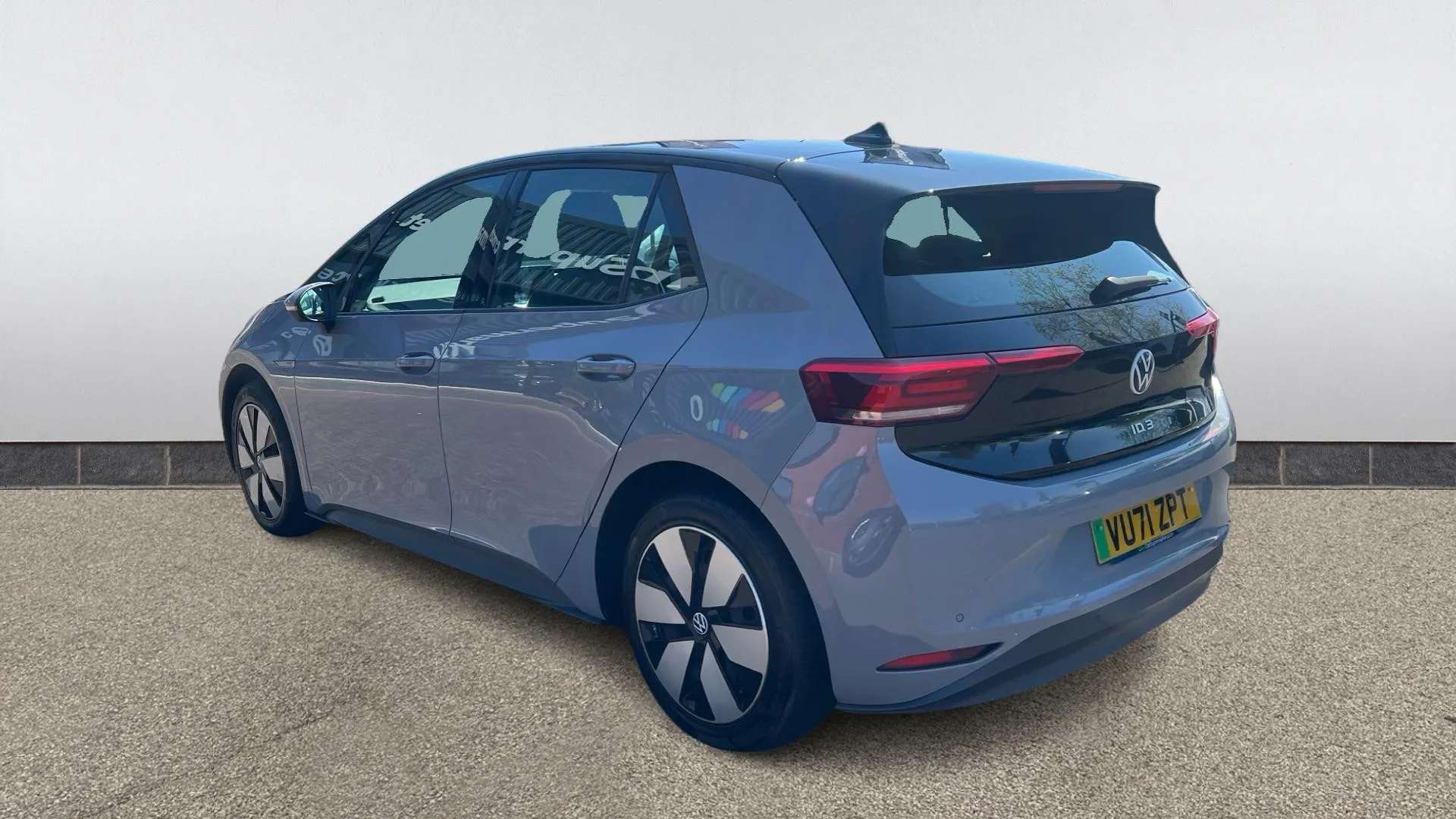 A 2021 VOLKSWAGEN ID.3 150kW Life Pro Performance 58kWh Auto A 2021 VOLKSWAGEN ID.3 150kW Life Pro Performance 58kWh Auto