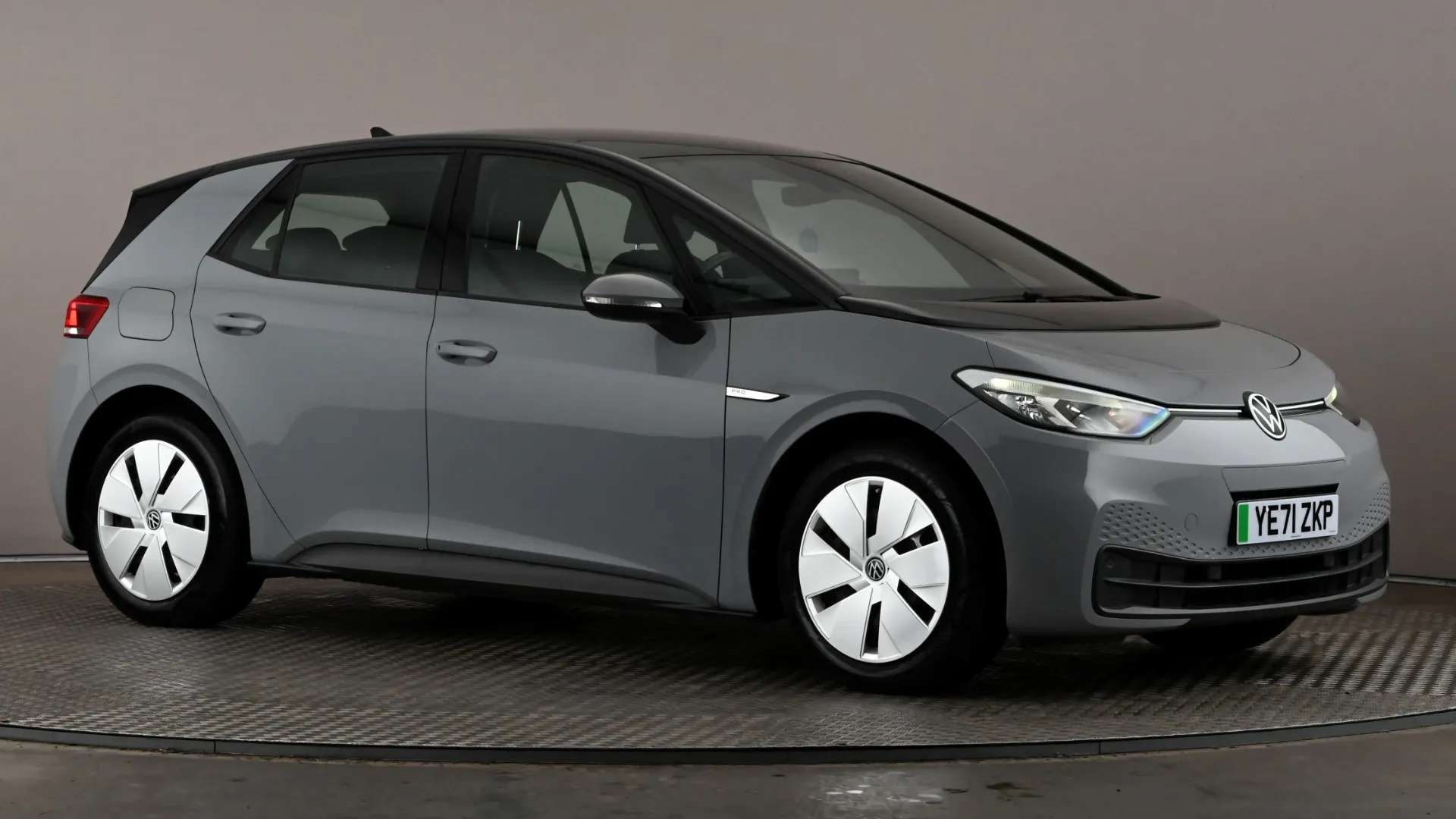 A 2021 VOLKSWAGEN ID.3 150kW Life Pro Performance 58kWh Auto A 2021 VOLKSWAGEN ID.3 150kW Life Pro Performance 58kWh Auto