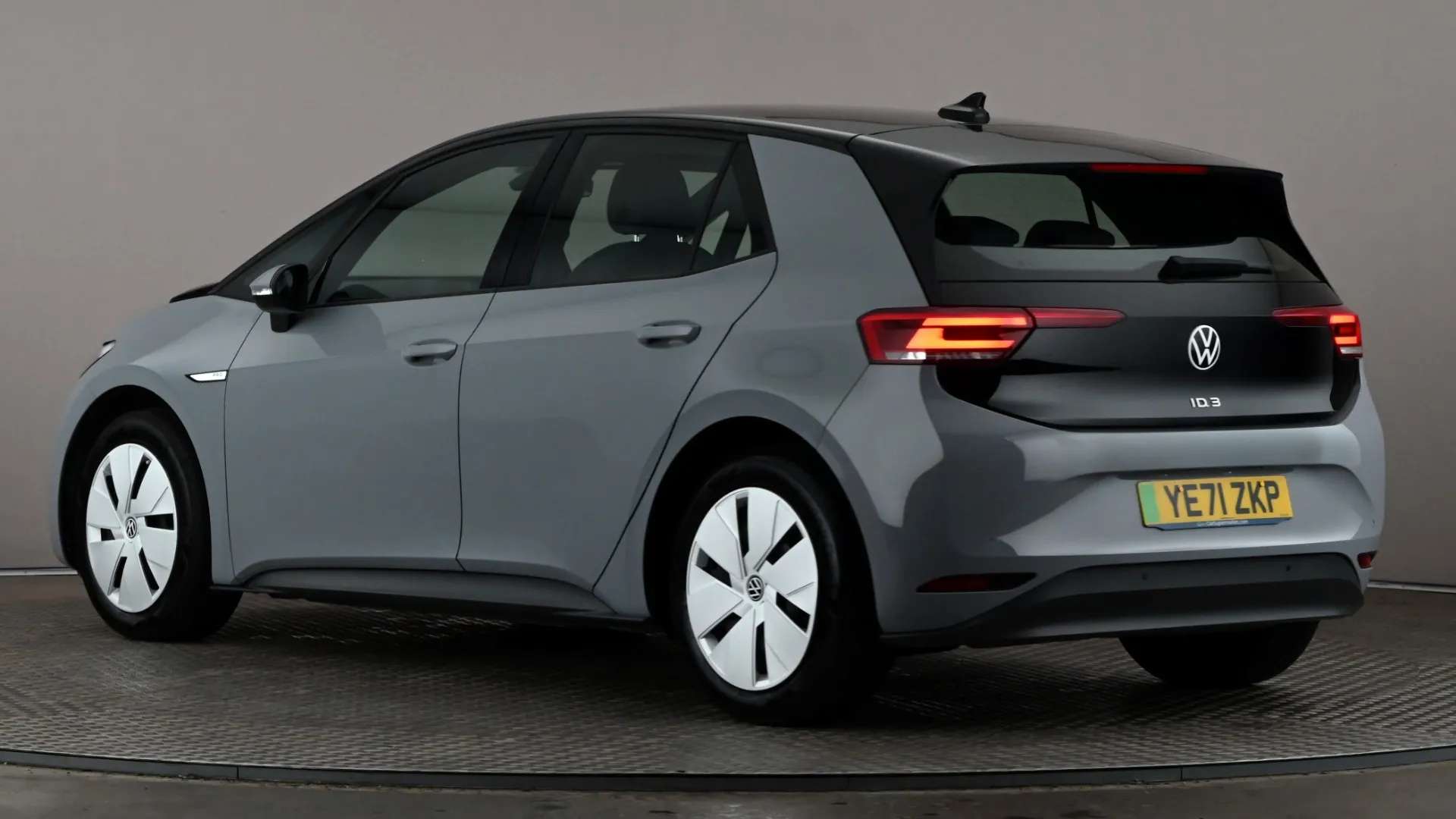 A 2021 VOLKSWAGEN ID.3 150kW Life Pro Performance 58kWh Auto A 2021 VOLKSWAGEN ID.3 150kW Life Pro Performance 58kWh Auto