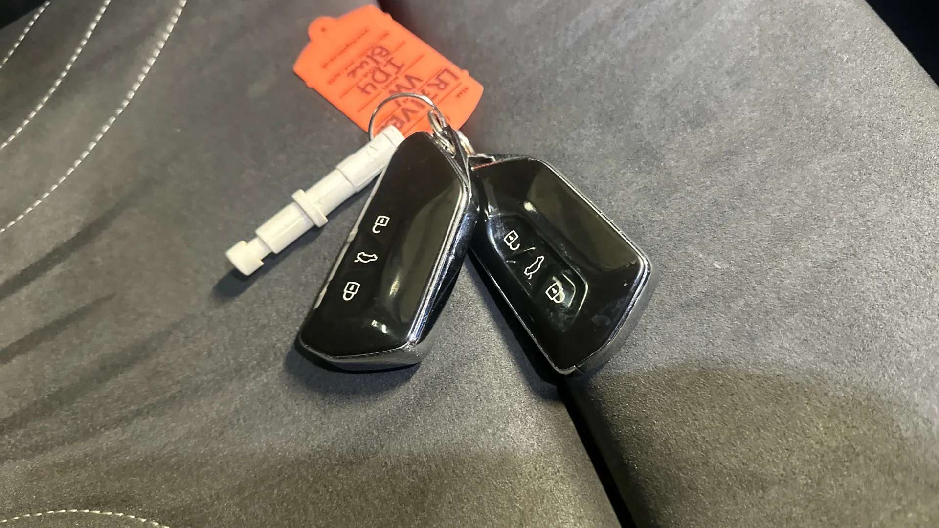 2021 VOLKSWAGEN ID.4 2021 VOLKSWAGEN ID.4