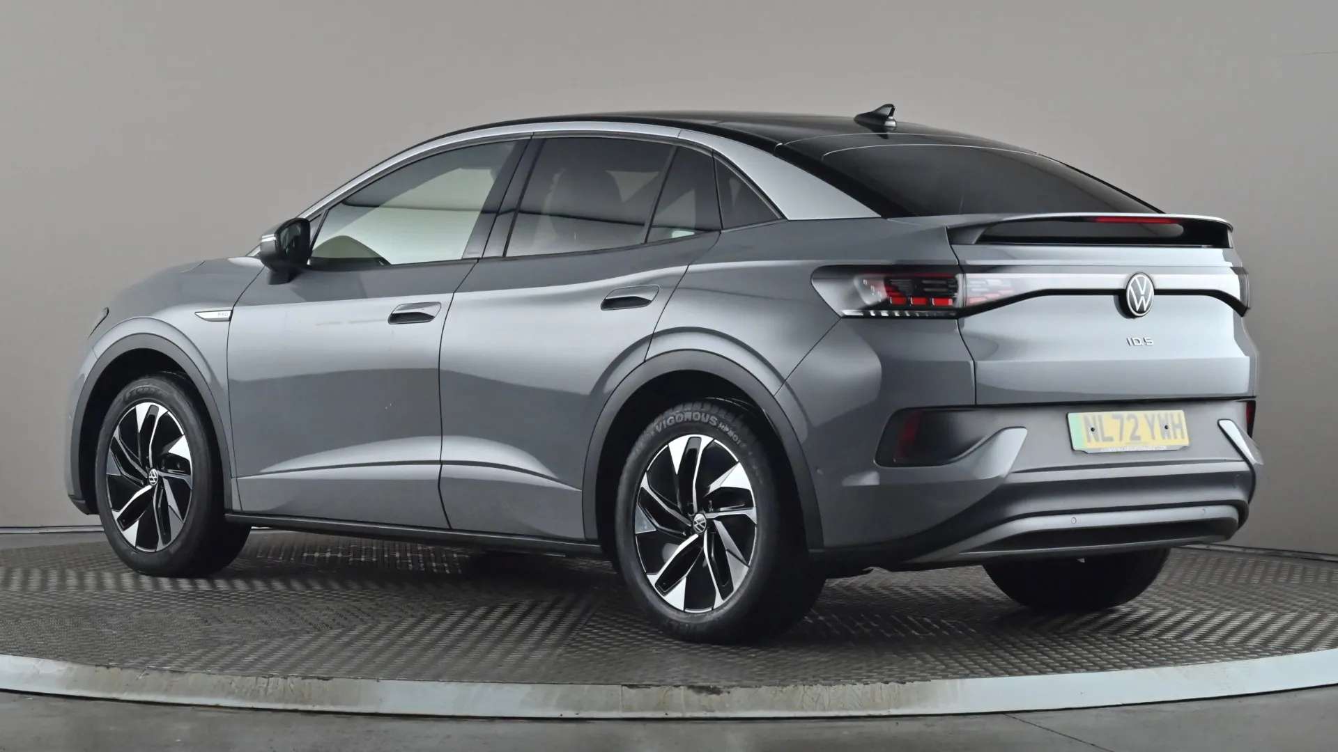 A 2022 VOLKSWAGEN ID.5 150kW Style Pro Performance 77kWh Auto A 2022 VOLKSWAGEN ID.5 150kW Style Pro Performance 77kWh Auto