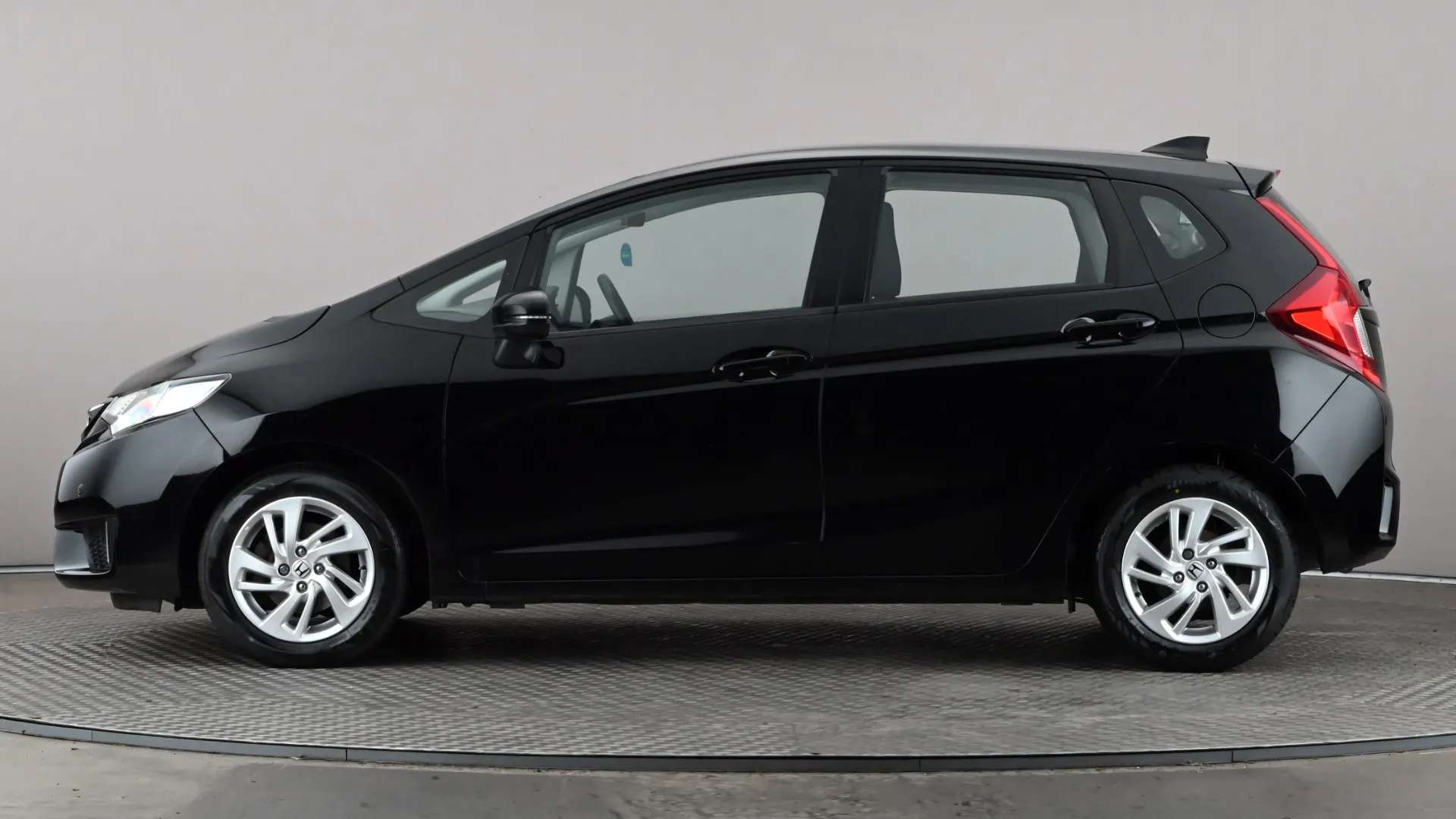 A 2017 HONDA JAZZ 1.3 SE A 2017 HONDA JAZZ 1.3 SE