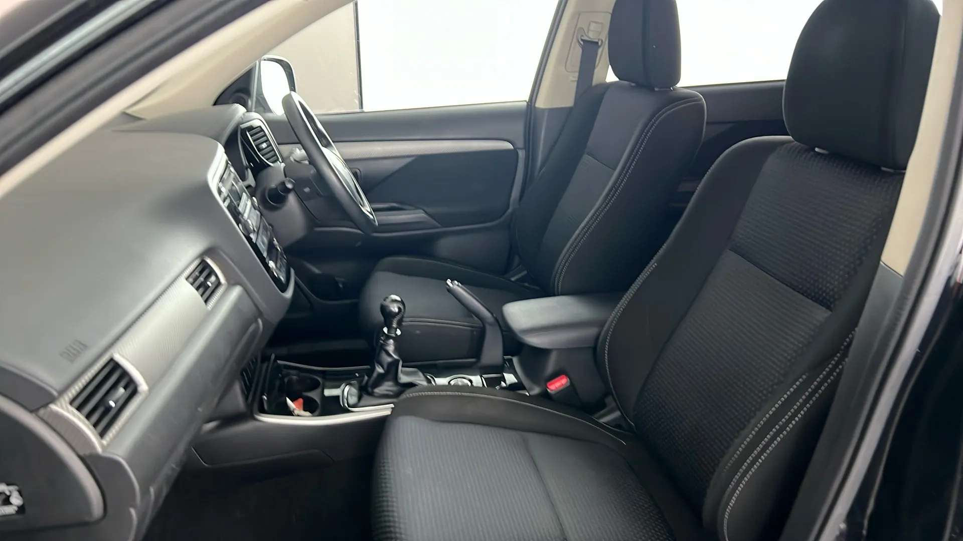 2018 MITSUBISHI OUTLANDER 2018 MITSUBISHI OUTLANDER