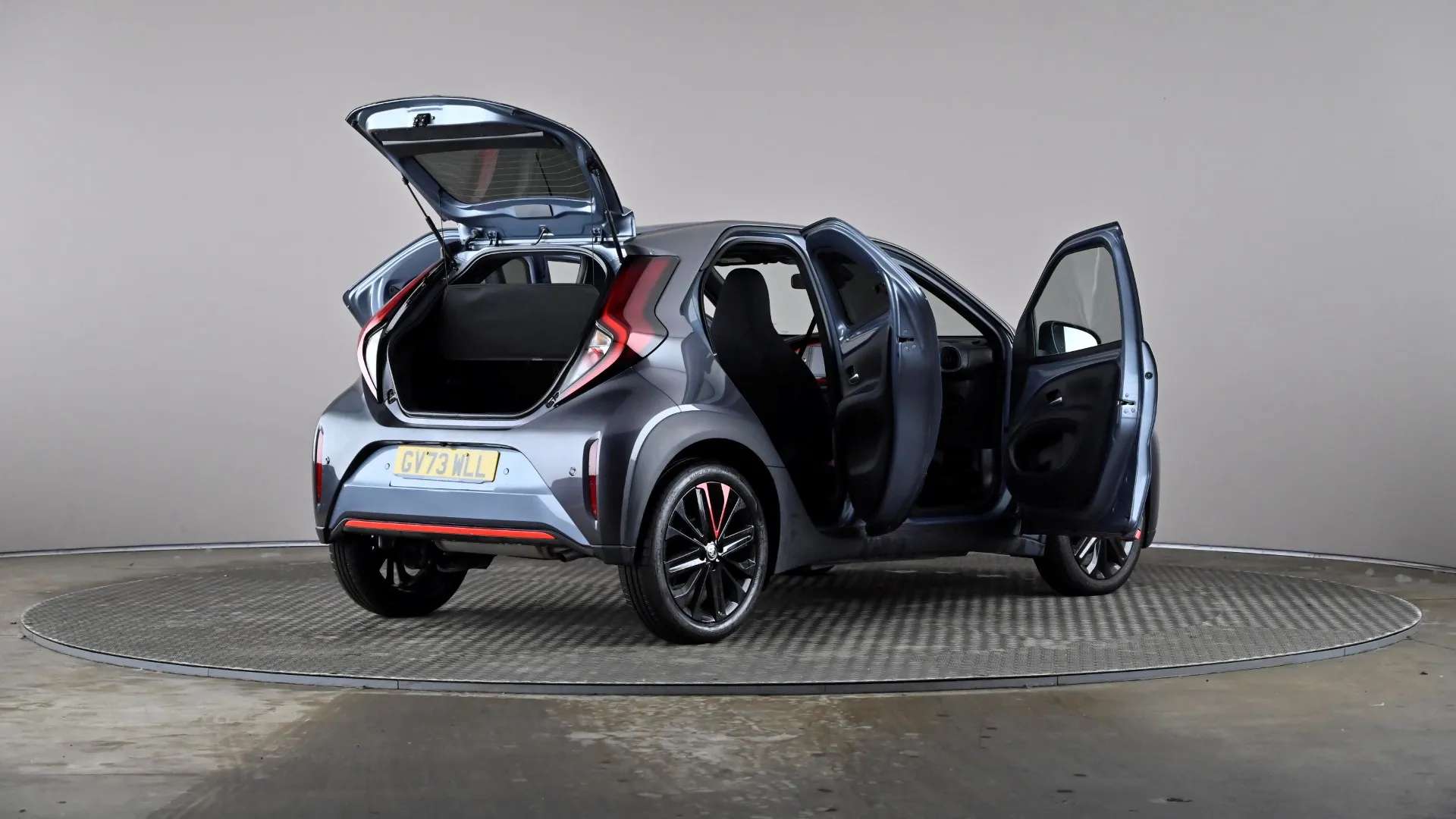 2024 TOYOTA AYGO X 2024 TOYOTA AYGO X