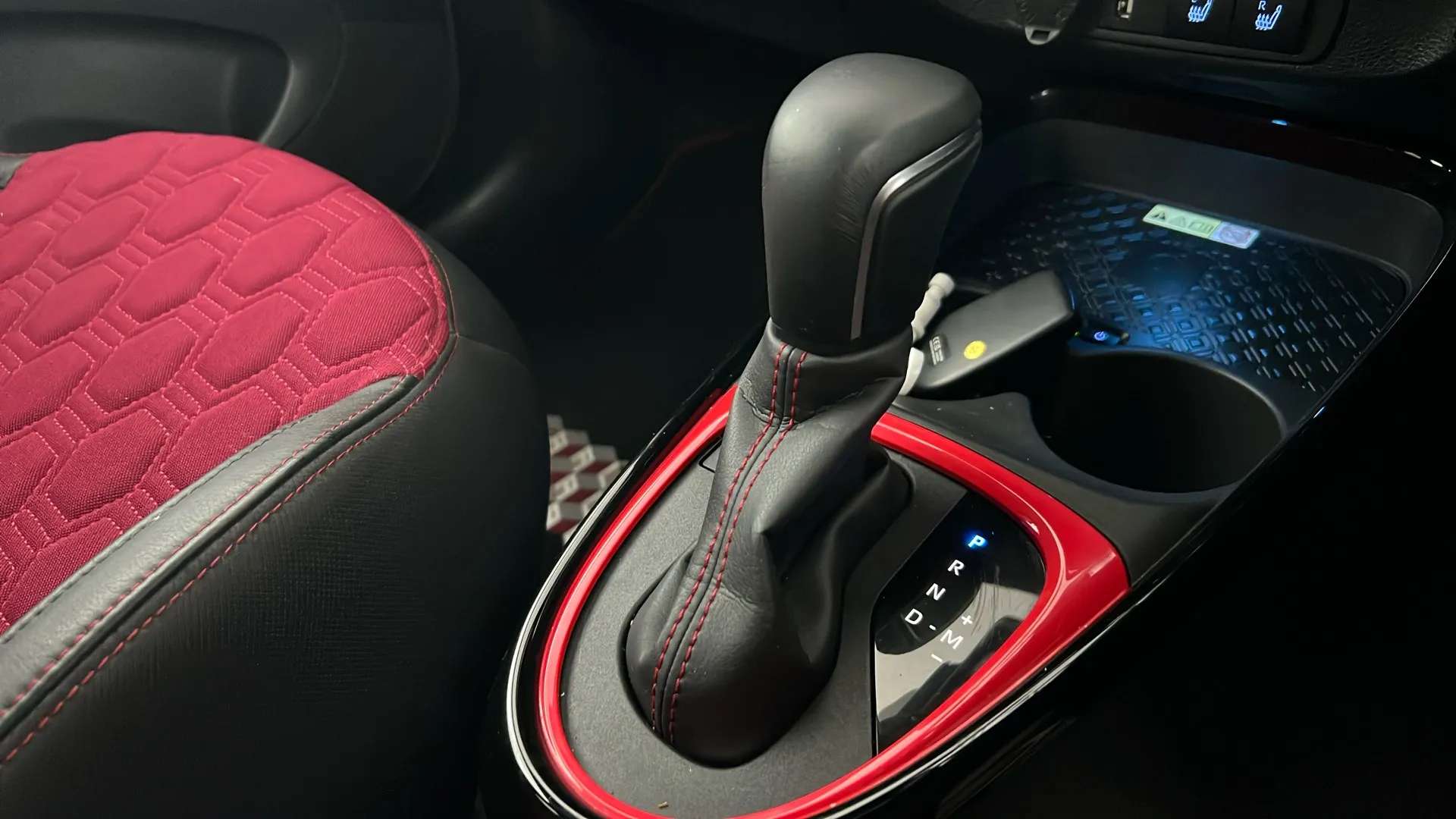 2024 TOYOTA AYGO X 2024 TOYOTA AYGO X