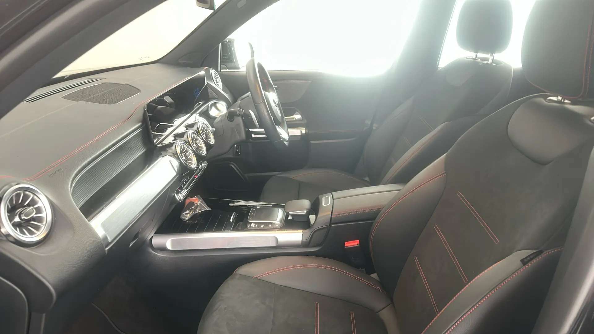 2023 MERCEDES-BENZ EQB 2023 MERCEDES-BENZ EQB