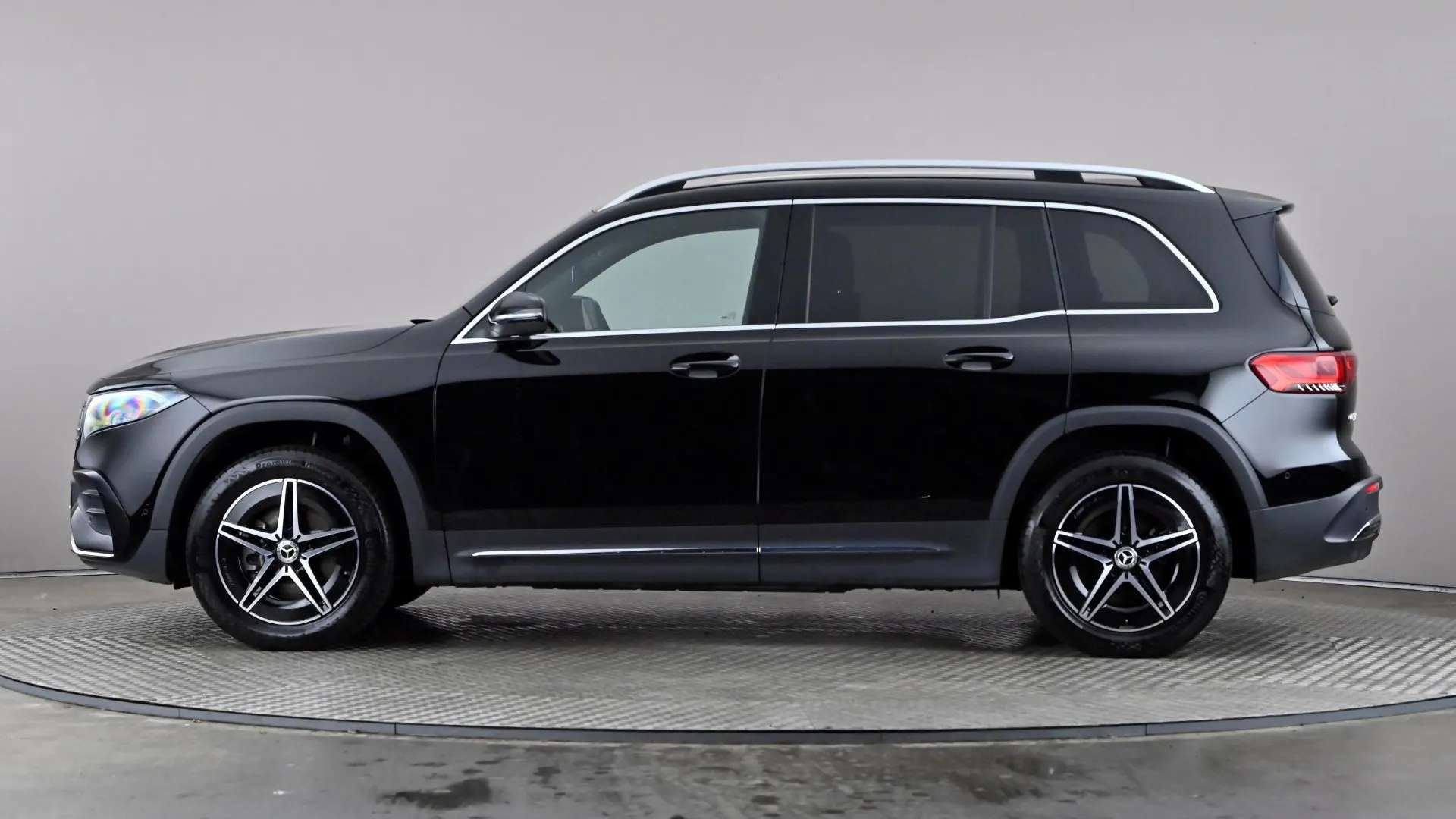 A 2023 MERCEDES-BENZ EQB EQB 300 4Matic 168kW AMG Line 66.5kWh Auto A 2023 MERCEDES-BENZ EQB EQB 300 4Matic 168kW AMG Line 66.5kWh Auto