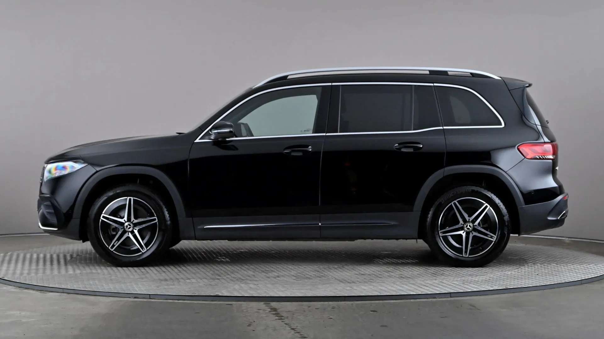 A 2023 MERCEDES-BENZ EQB EQB 300 4Matic 168kW AMG Line 66.5kWh Auto A 2023 MERCEDES-BENZ EQB EQB 300 4Matic 168kW AMG Line 66.5kWh Auto