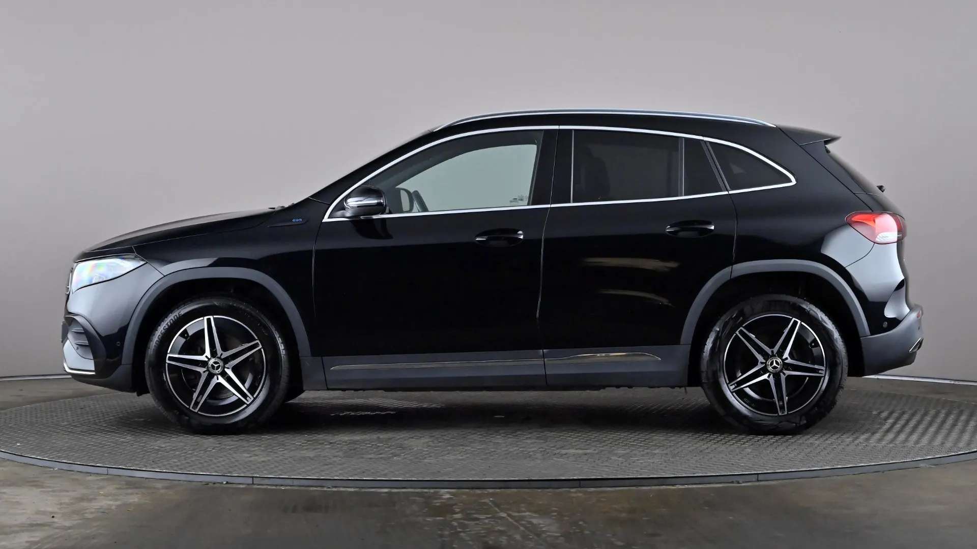 A 2021 MERCEDES-BENZ EQA EQA 250 140kW AMG Line 66.5kWh Auto A 2021 MERCEDES-BENZ EQA EQA 250 140kW AMG Line 66.5kWh Auto