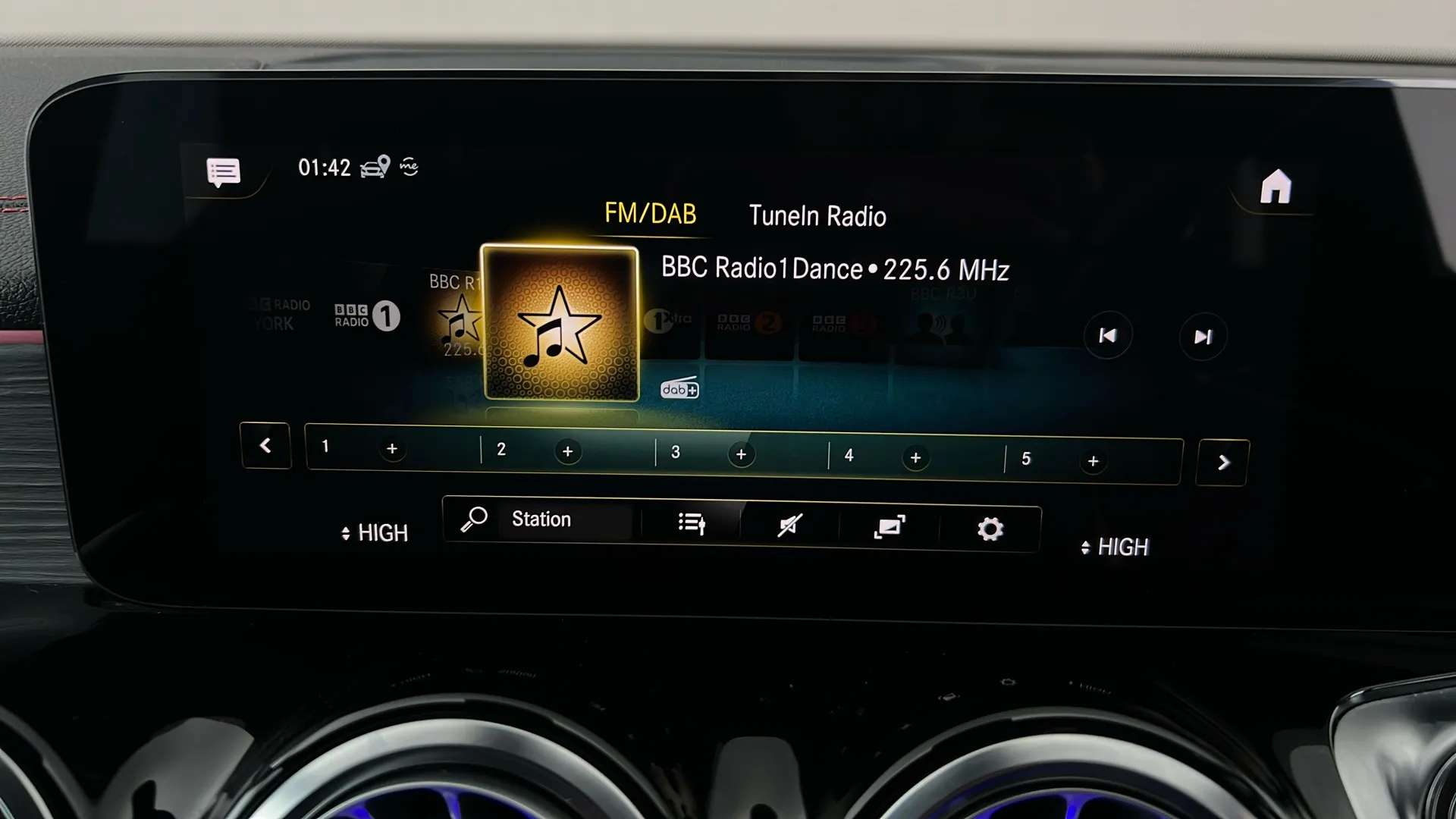 2022 MERCEDES-BENZ EQB 2022 MERCEDES-BENZ EQB