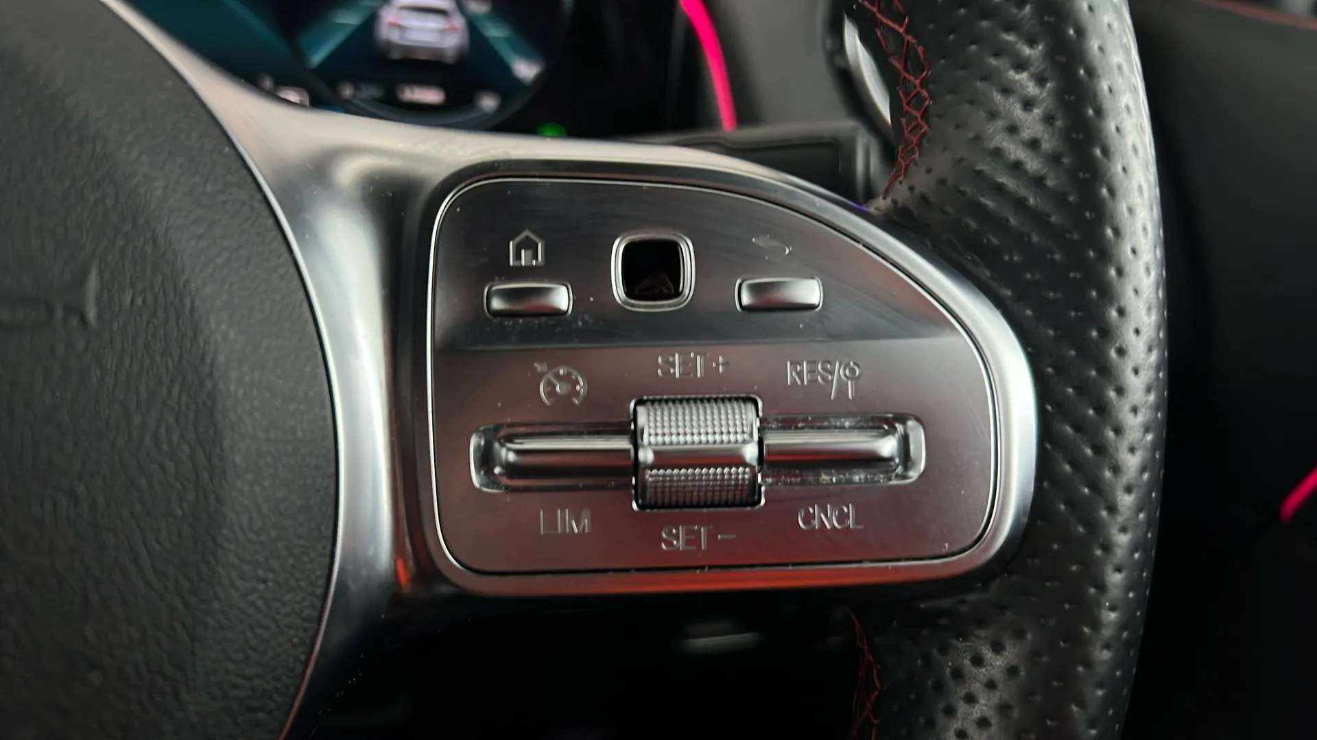 2023 MERCEDES-BENZ EQB 2023 MERCEDES-BENZ EQB