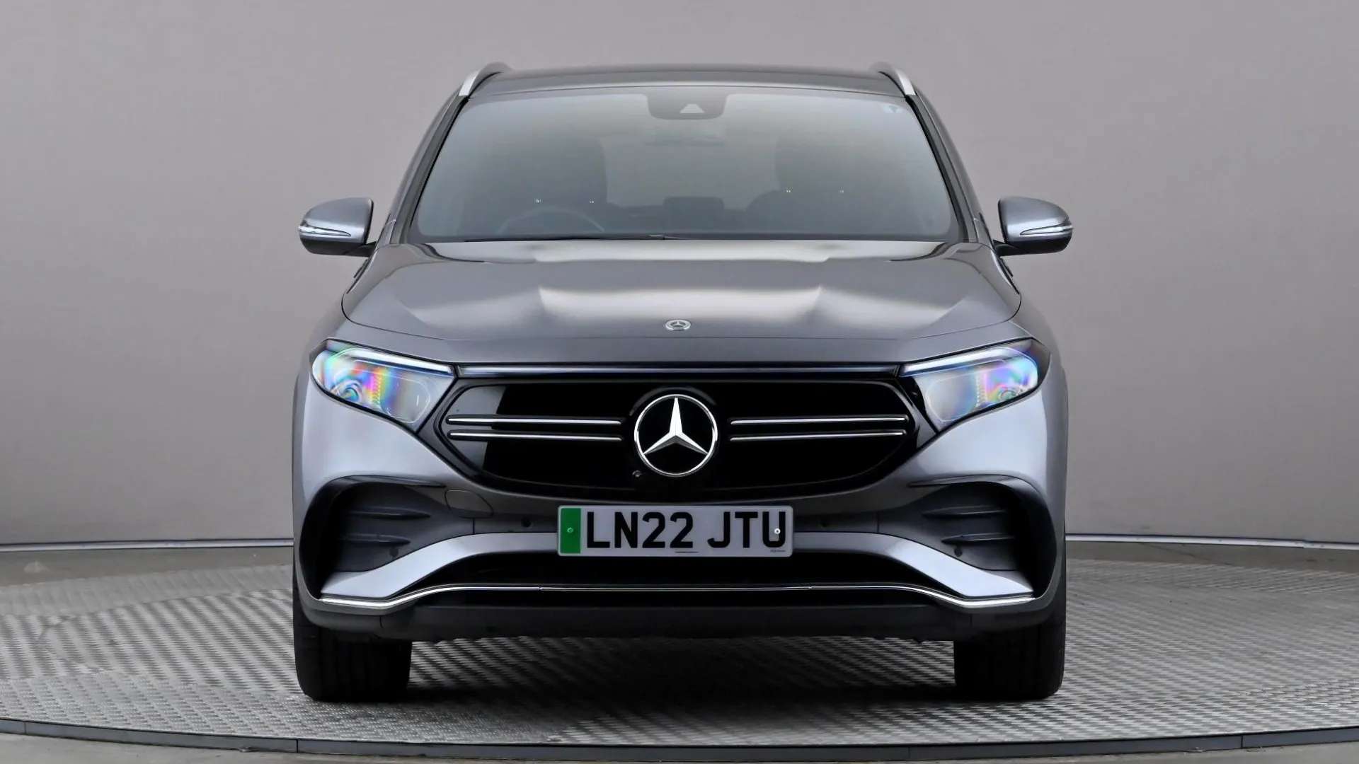 A 2022 MERCEDES-BENZ EQA EQA 350 4Matic 215kW AMG Line 66.5kWh Auto A 2022 MERCEDES-BENZ EQA EQA 350 4Matic 215kW AMG Line 66.5kWh Auto