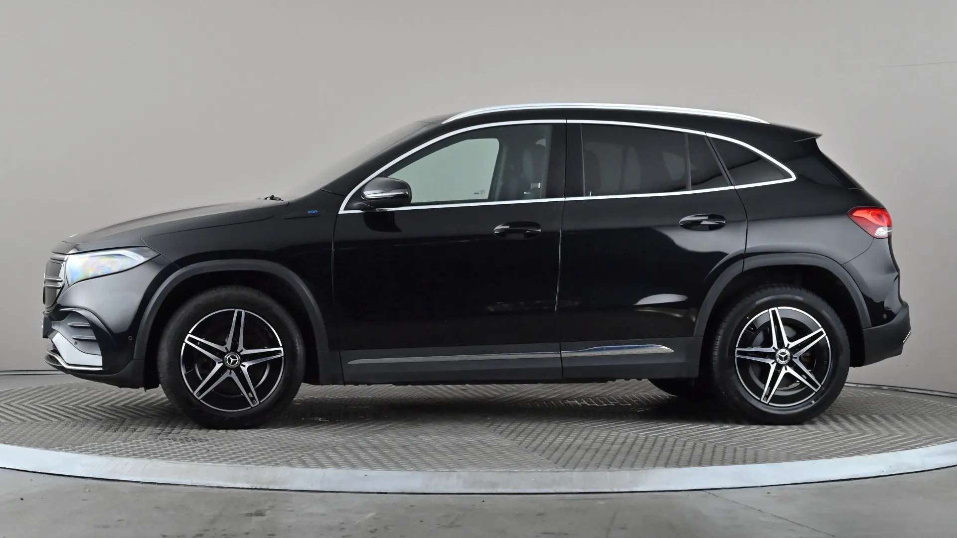 A 2021 MERCEDES-BENZ EQA EQA 250 140kW AMG Line 66.5kWh Auto A 2021 MERCEDES-BENZ EQA EQA 250 140kW AMG Line 66.5kWh Auto