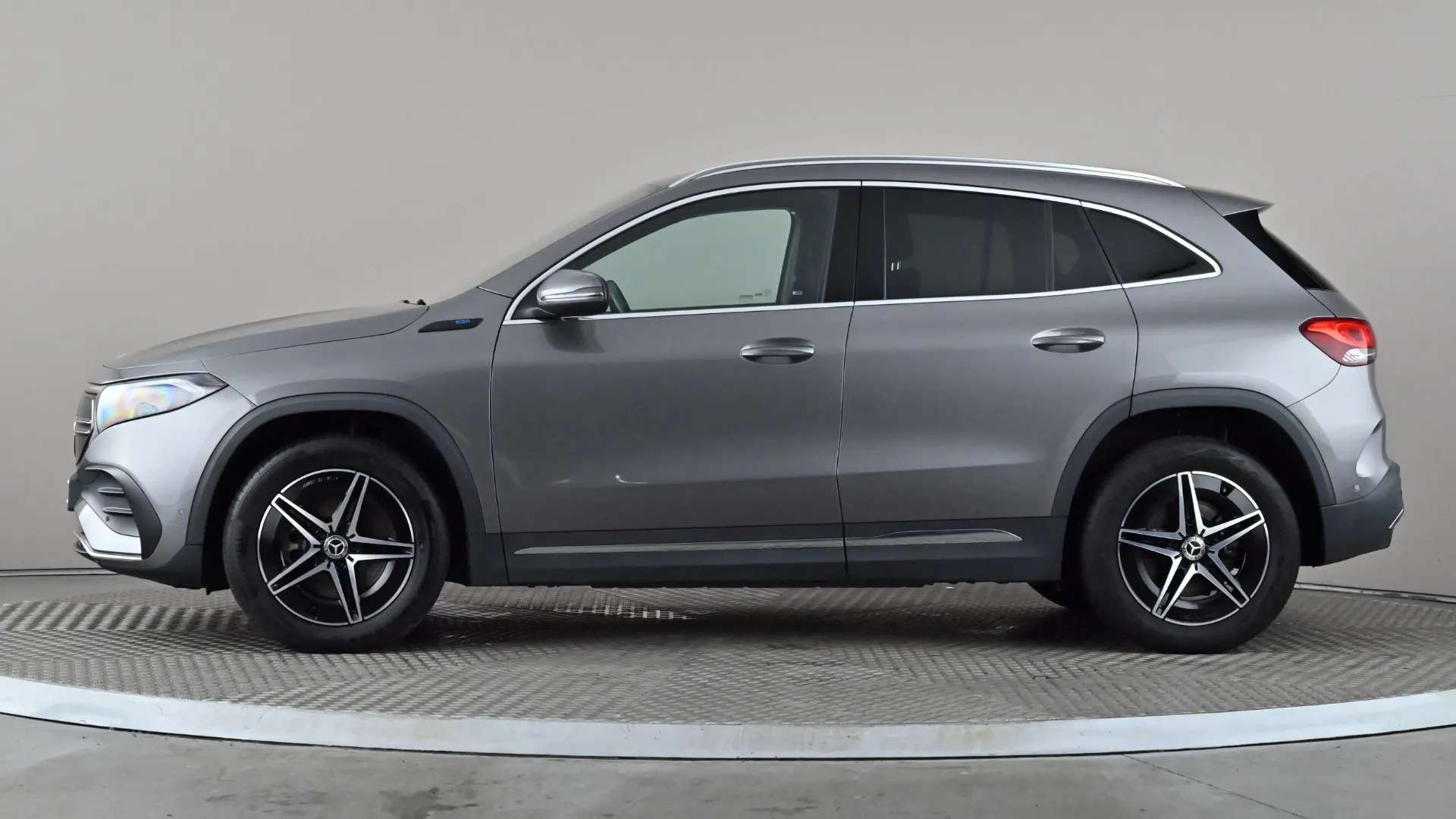 A 2022 MERCEDES-BENZ EQA EQA 250 140kW AMG Line 66.5kWh Auto A 2022 MERCEDES-BENZ EQA EQA 250 140kW AMG Line 66.5kWh Auto