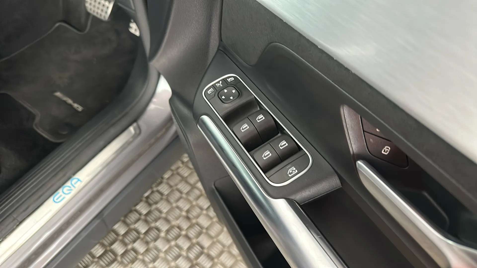 2022 MERCEDES-BENZ EQA 2022 MERCEDES-BENZ EQA