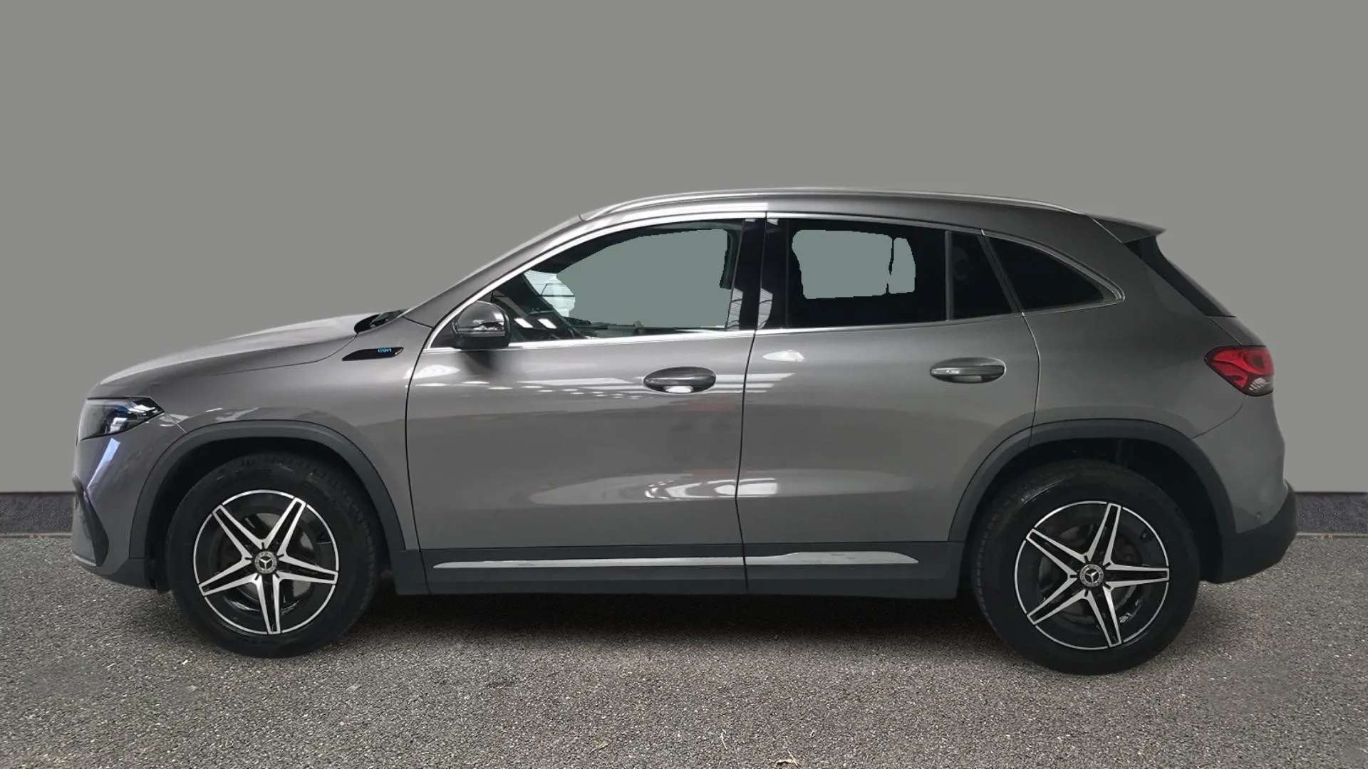 A 2021 MERCEDES-BENZ EQA EQA 250 140kW AMG Line 66.5kWh Auto A 2021 MERCEDES-BENZ EQA EQA 250 140kW AMG Line 66.5kWh Auto