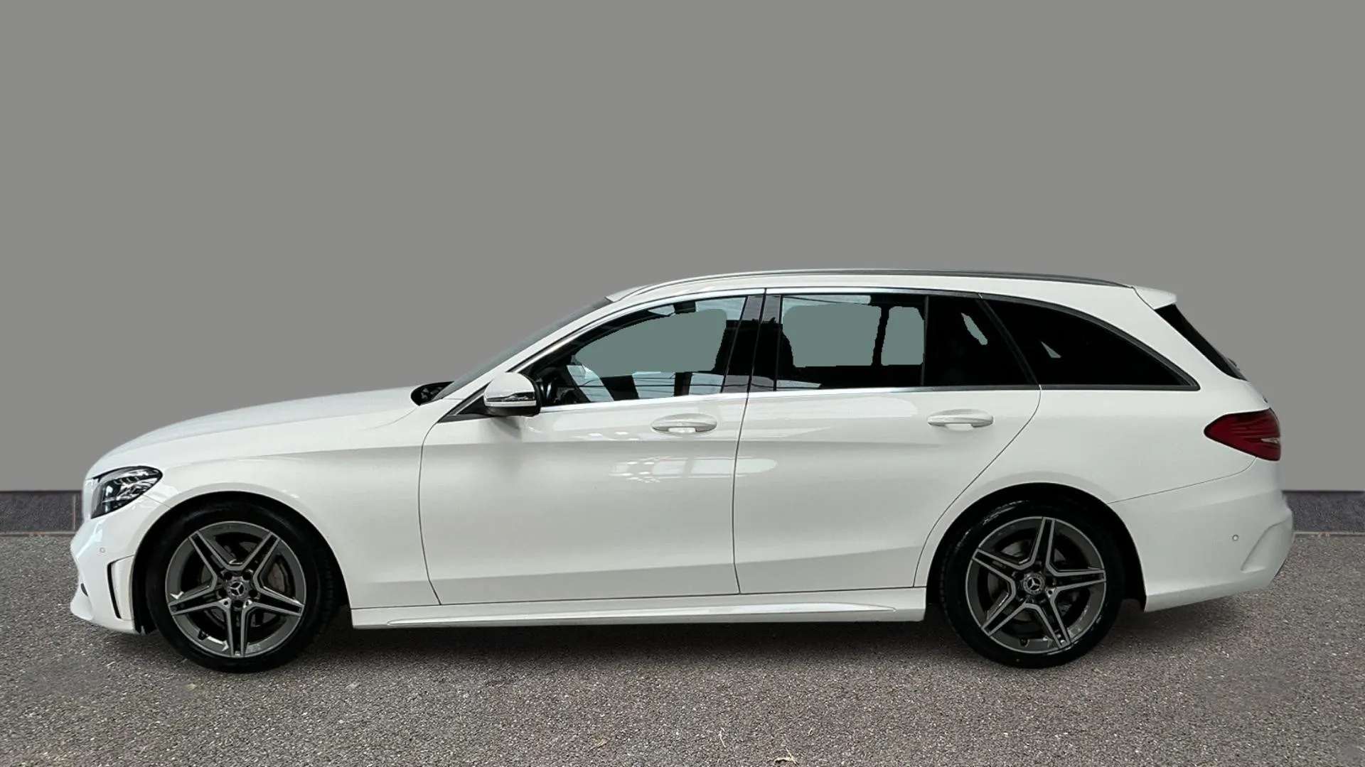 A 2019 MERCEDES-BENZ C CLASS C220d AMG Line 9G-Tronic A 2019 MERCEDES-BENZ C CLASS C220d AMG Line 9G-Tronic