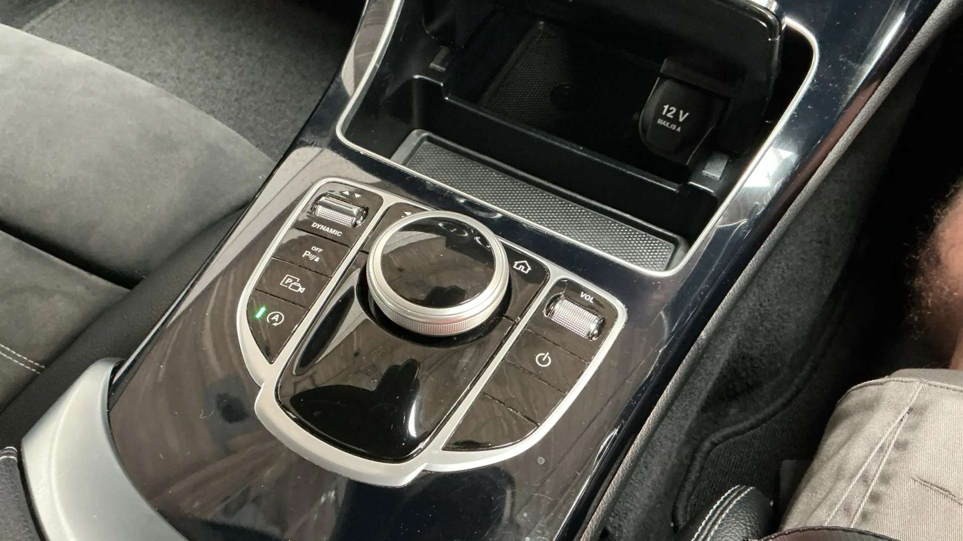 2019 MERCEDES-BENZ C CLASS 2019 MERCEDES-BENZ C CLASS