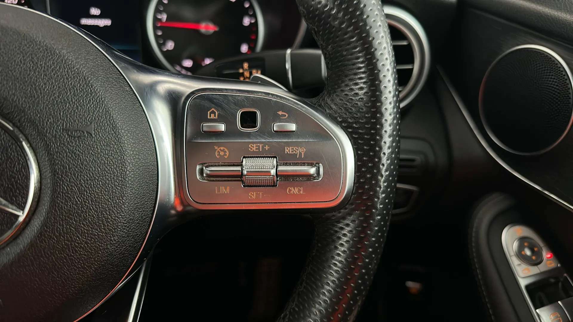 2020 MERCEDES-BENZ GLC 2020 MERCEDES-BENZ GLC