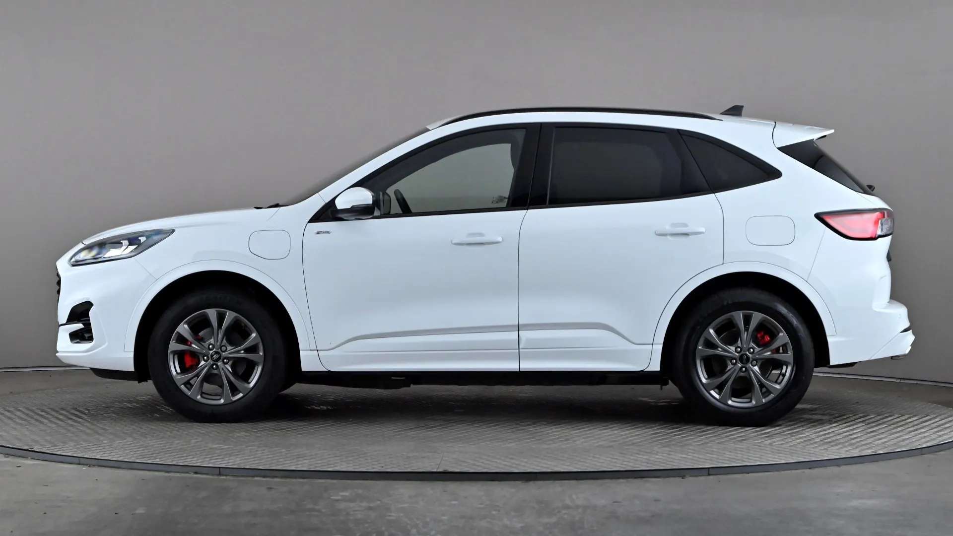 A 2024 FORD KUGA 2.5 PHEV ST-Line Edition CVT A 2024 FORD KUGA 2.5 PHEV ST-Line Edition CVT