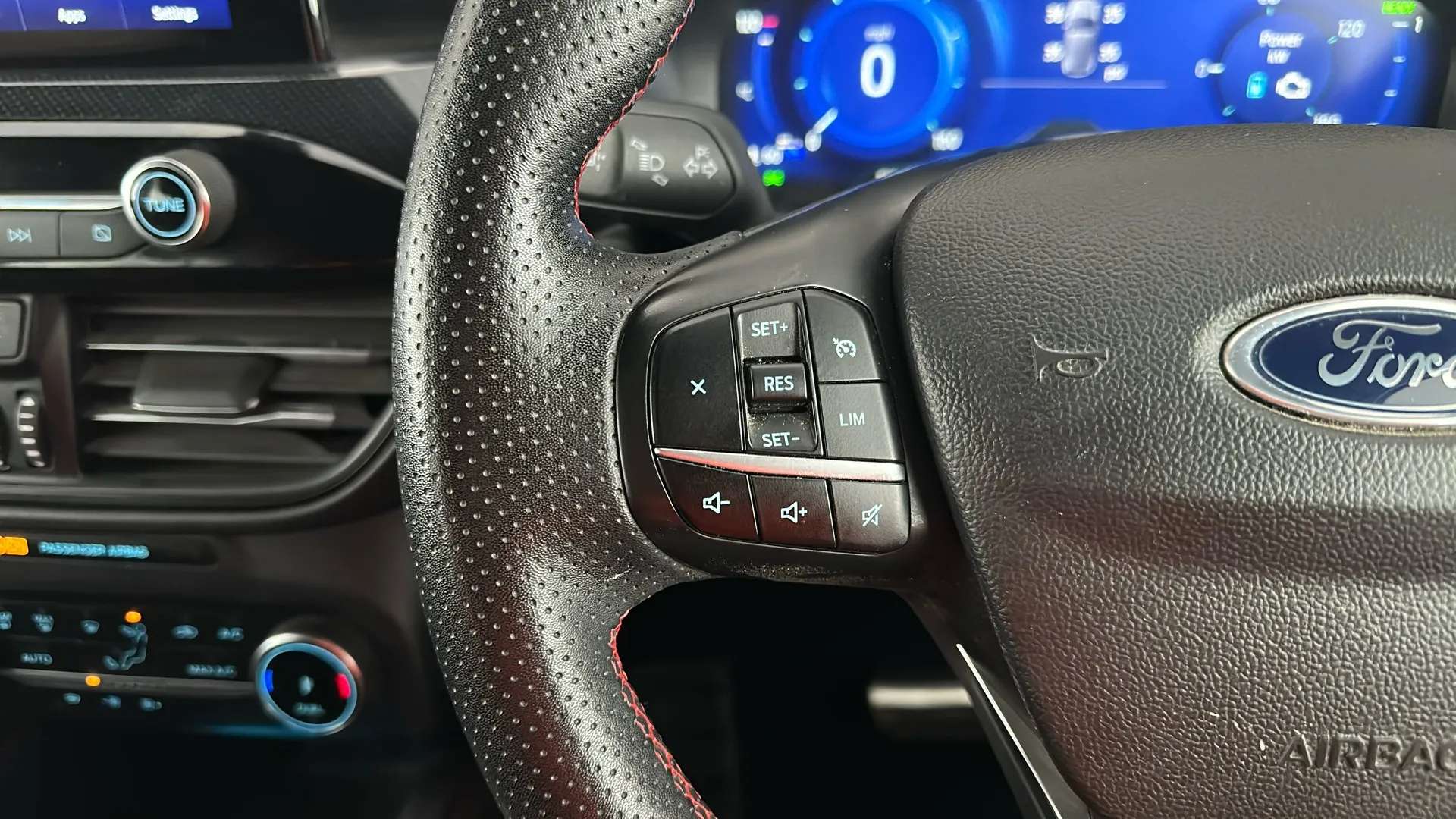 2023 FORD KUGA 2023 FORD KUGA