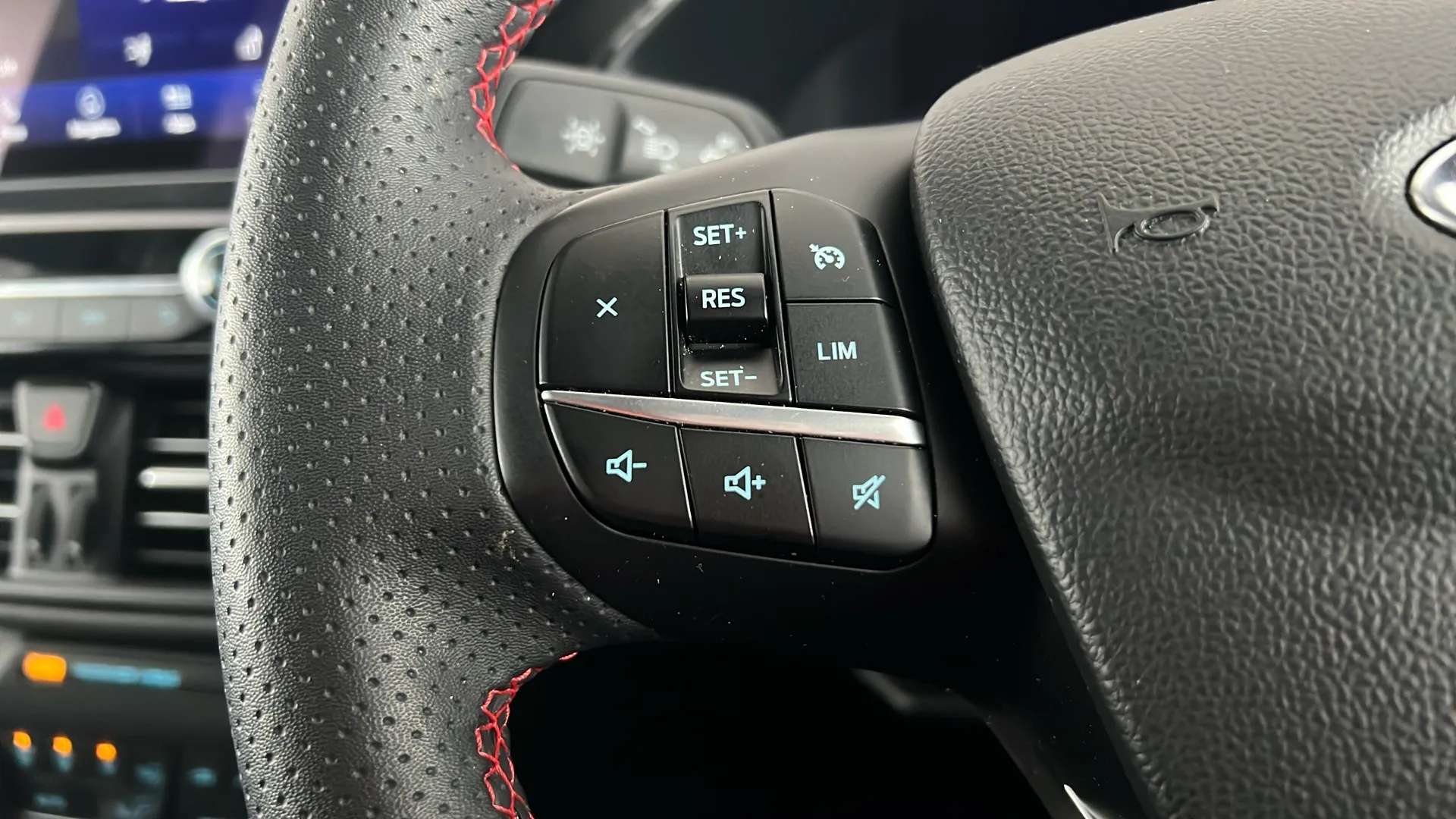 2023 FORD KUGA 2023 FORD KUGA