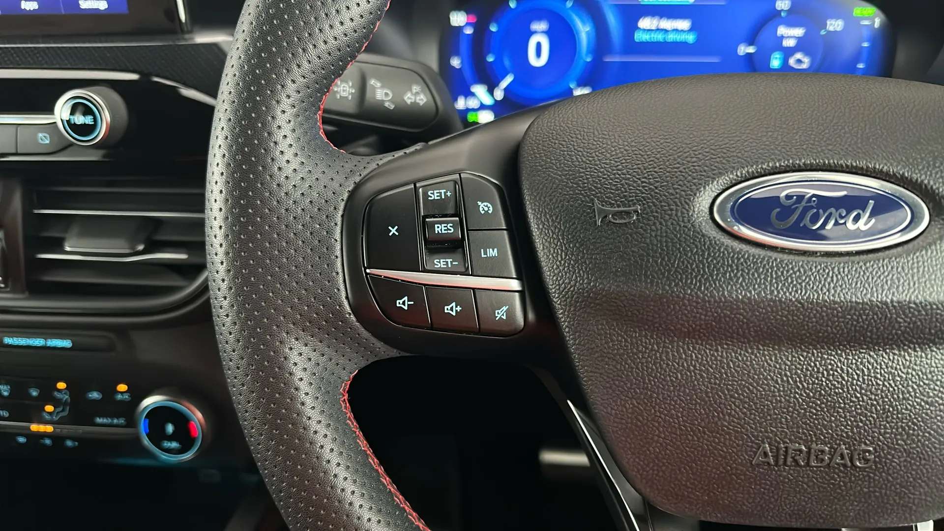 2023 FORD KUGA 2023 FORD KUGA