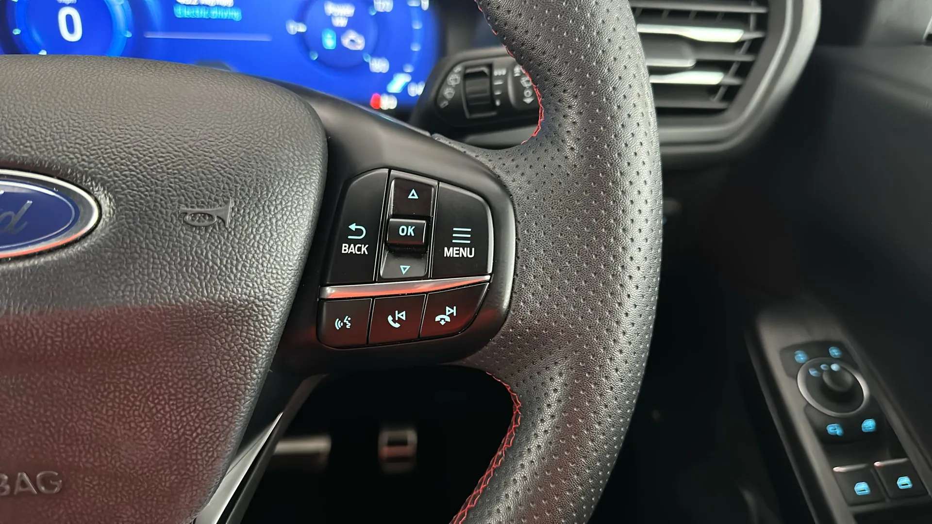 2023 FORD KUGA 2023 FORD KUGA