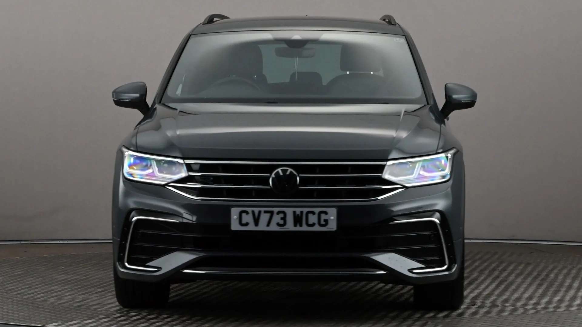 A 2023 VOLKSWAGEN TIGUAN 2.0 TDI R-Line Edition DSG A 2023 VOLKSWAGEN TIGUAN 2.0 TDI R-Line Edition DSG