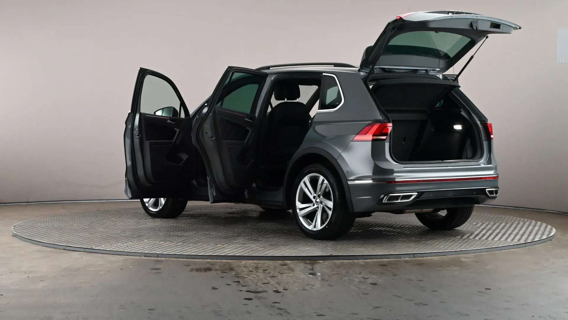 2023 VOLKSWAGEN TIGUAN 2023 VOLKSWAGEN TIGUAN